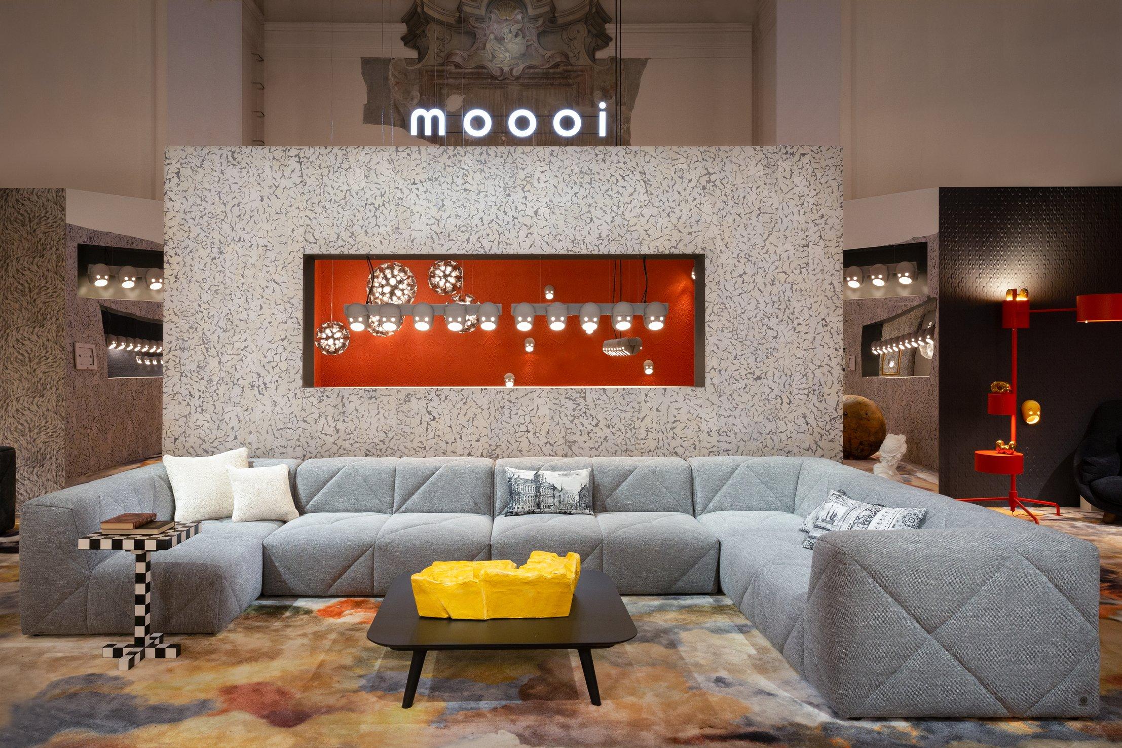 https://a.1stdibscdn.com/moooi-bff-left-arm-chaise-longue-sofa-in-justo-bazalt-upholstery-for-sale-picture-15/22569652/f_271102321643360027630/BFF_Sofa_14_master.jpg