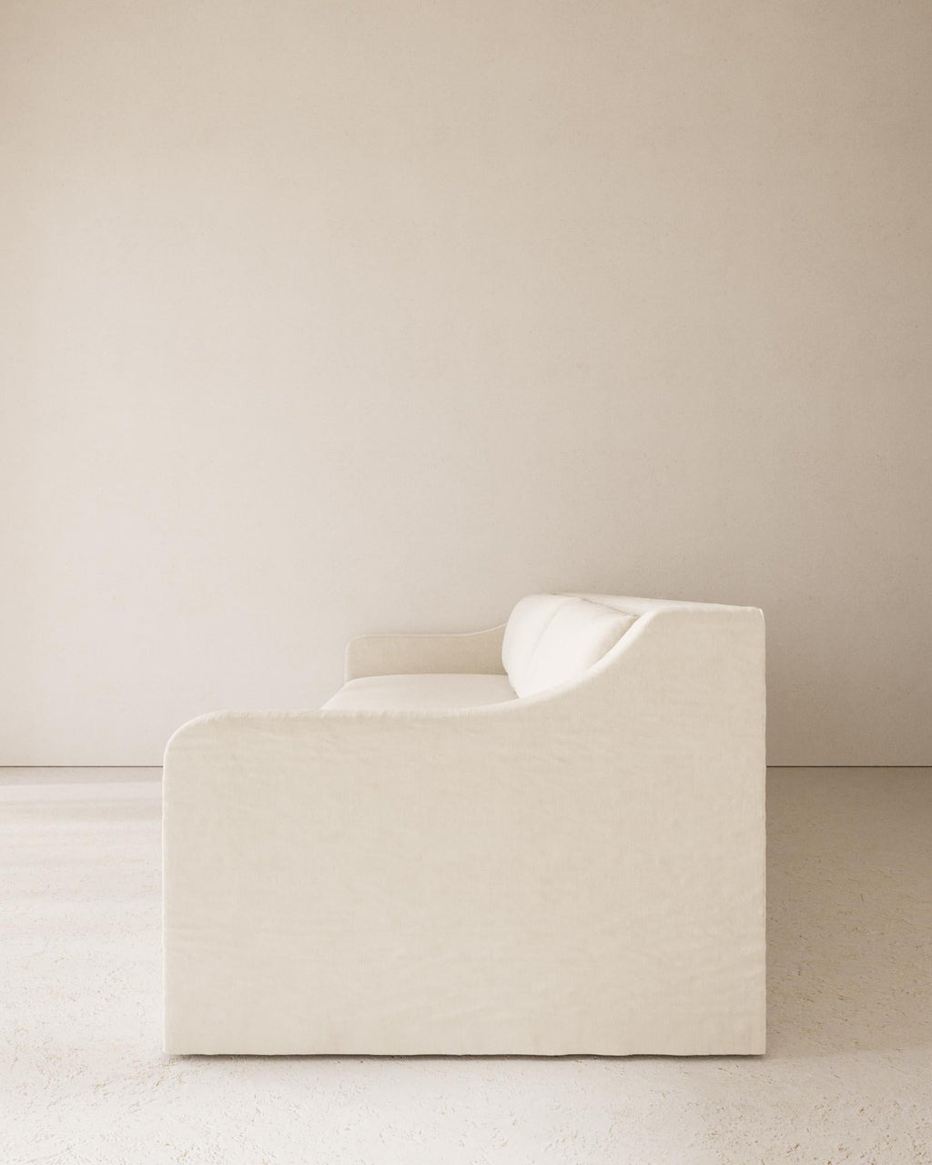 https://a.1stdibscdn.com/volta-sofa-for-sale-picture-2/f_109232/f_495893021775735425524/BGMTO022_Volta_Sofa_Crema_SIDE90_master.jpg