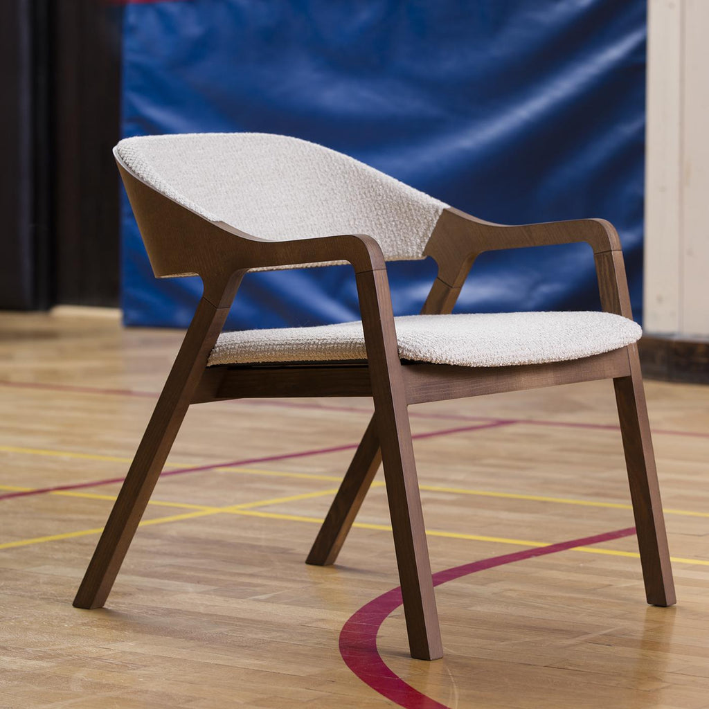 https://a.1stdibscdn.com/layer-093-lounge-chair-by-michael-geldmacher-for-sale-picture-2/22569652/f_208860221602058372856/BILLUD_171_A20200721_32_mogves_master.jpg