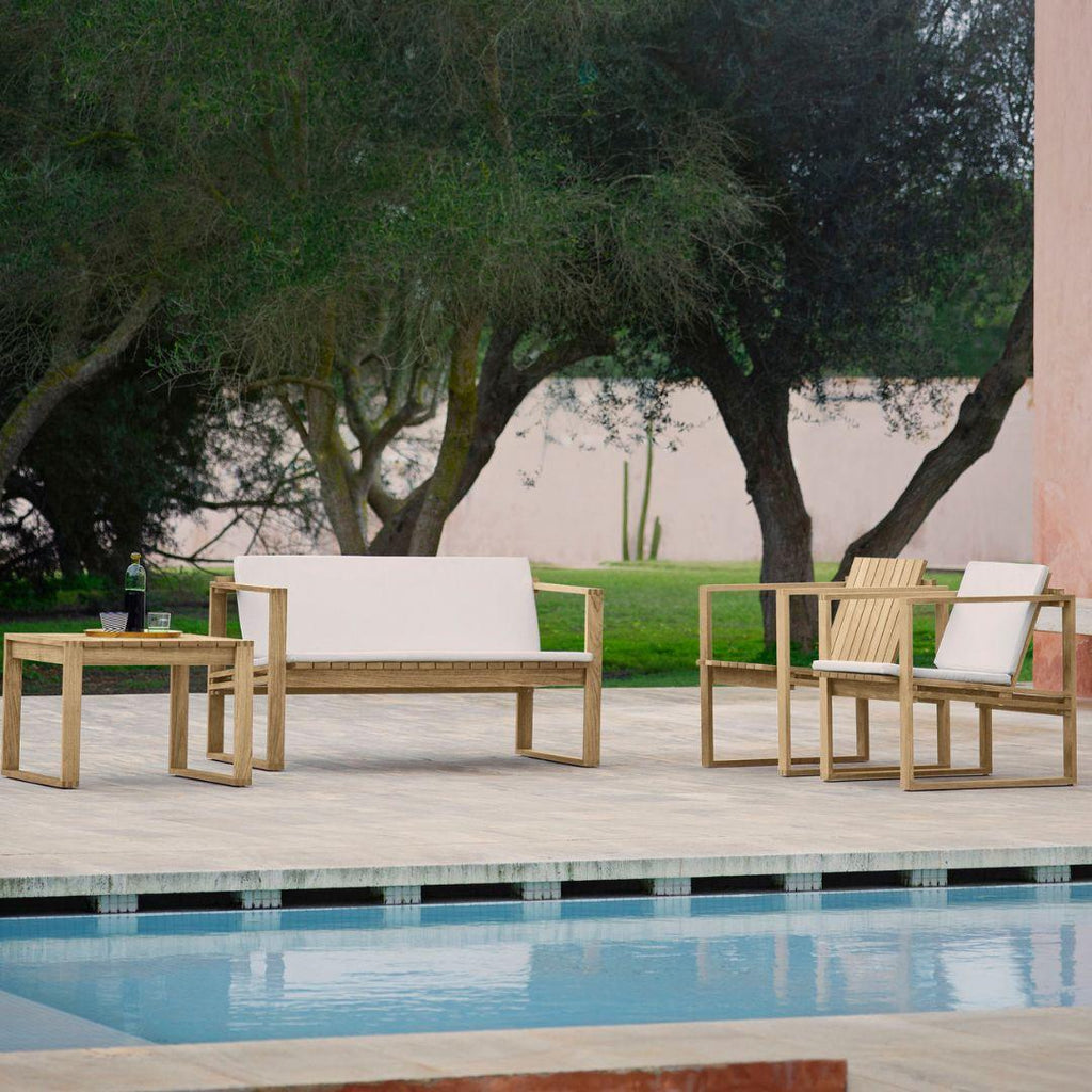 https://a.1stdibscdn.com/bodil-kjaer-outdoor-bk11-lounge-chair-in-teak-for-carl-hansen-son-for-sale-picture-14/f_14472/f_358333721692815387425/BK_11_pool_seating_master.jpg