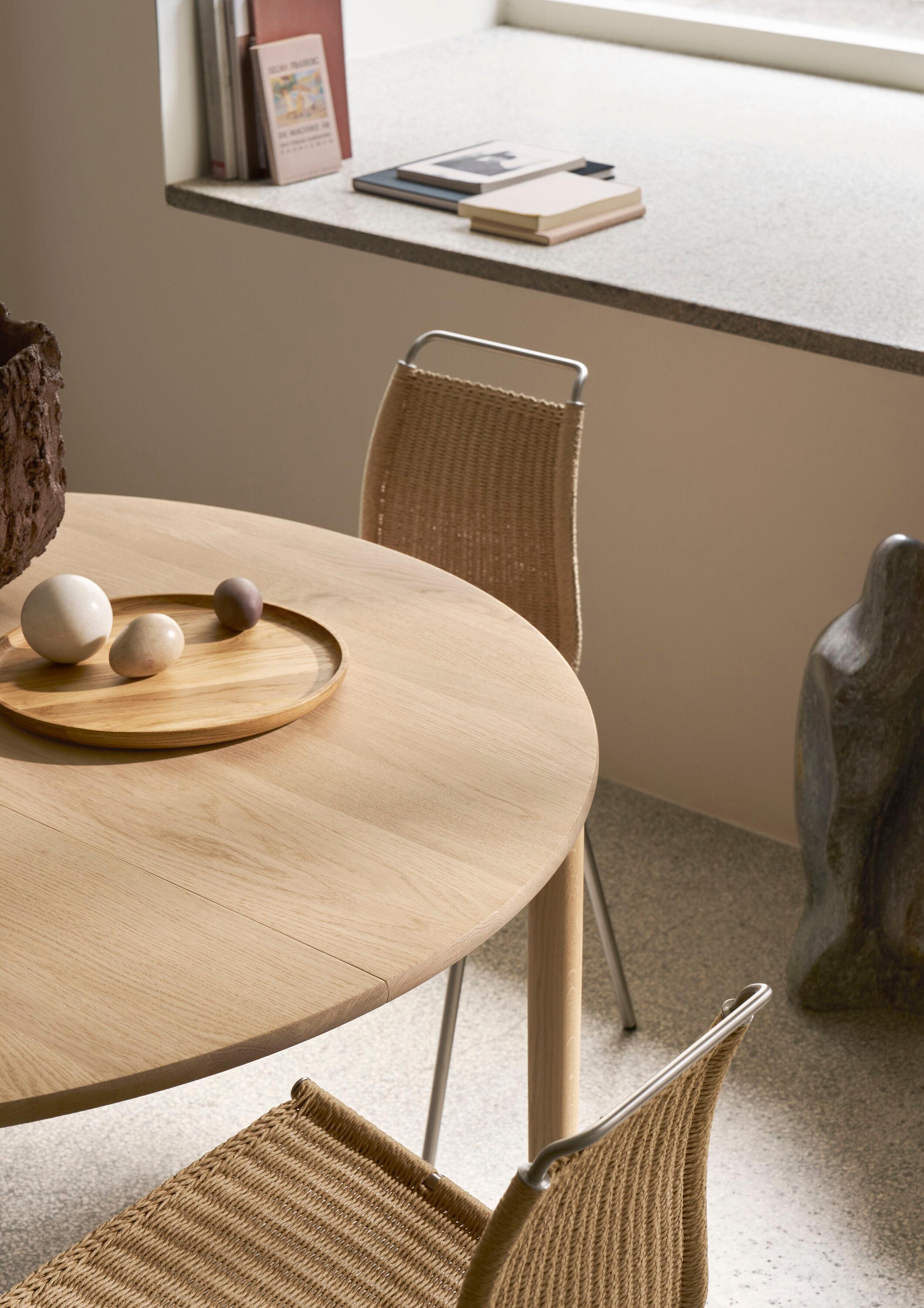 https://a.1stdibscdn.com/bm0121-oak-dining-table-by-brge-mogensen-for-carl-hansen-son-for-sale-picture-3/f_14472/f_439125221741202801176/BM0121_oak_soap_PK1_stainlesssteel_natural_papercord_80450080_detail_large_master.jpg