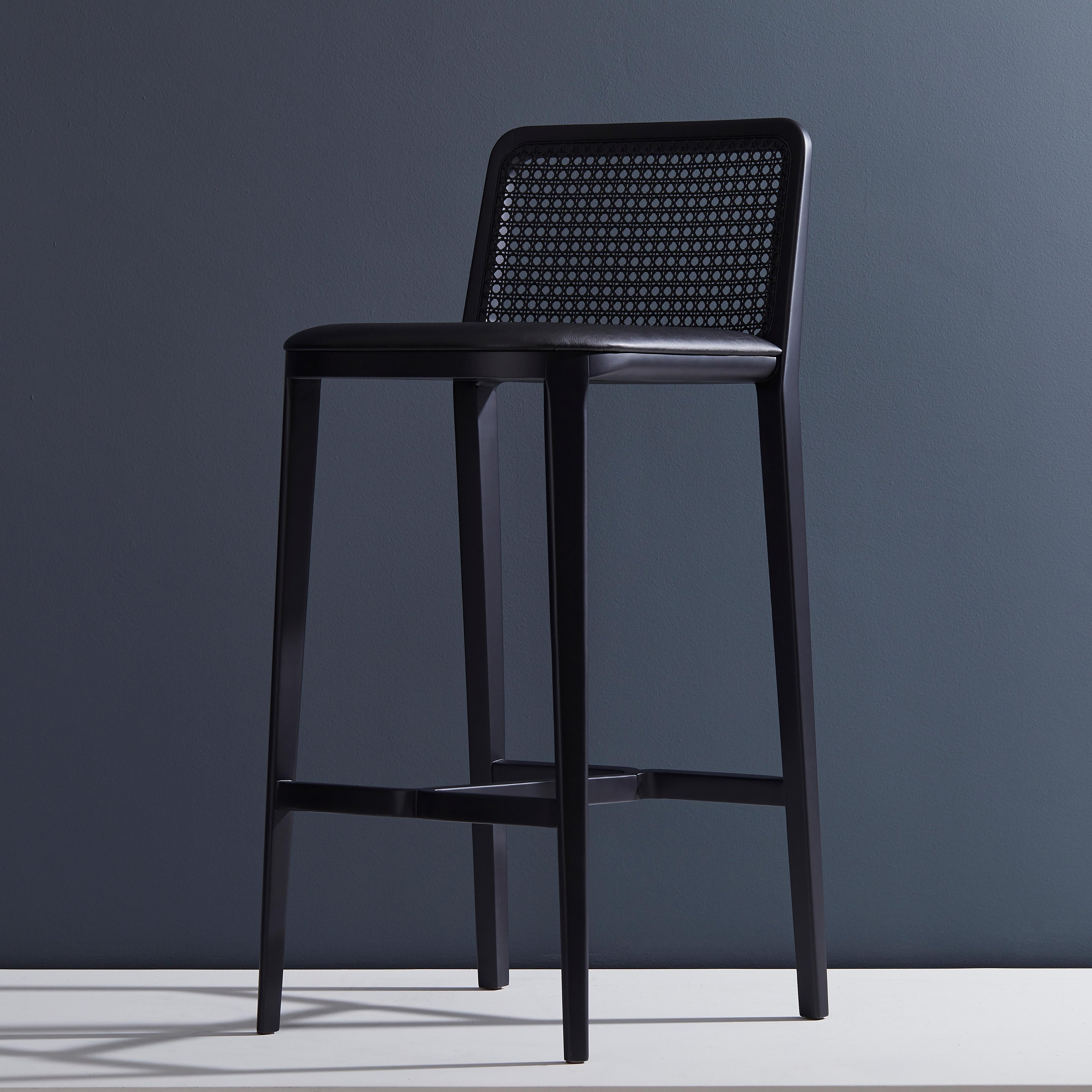 https://a.1stdibscdn.com/minimal-style-solid-wood-stool-textiles-or-leather-seatings-black-finishing-for-sale-picture-2/f_35593/f_151035211560548284338/BQ_EB_PL_2019_05_30_Emporio_DanielSimonini_0174_master.jpg