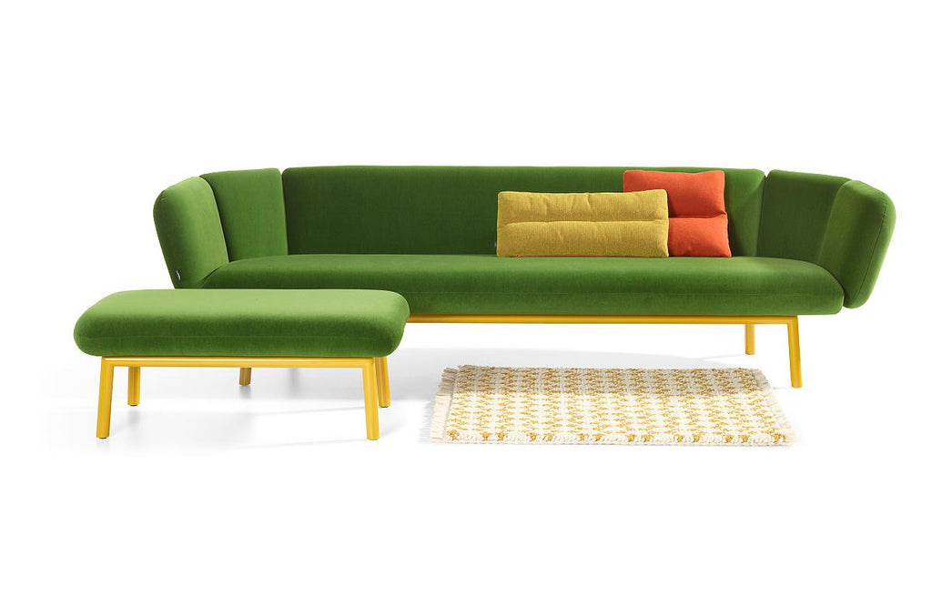 https://a.1stdibscdn.com/artifort-bras-sofa-in-green-by-khodi-feiz-for-sale-picture-6/12330573/f_142641711554367615386/BRA_O00_01L_2__master.jpg