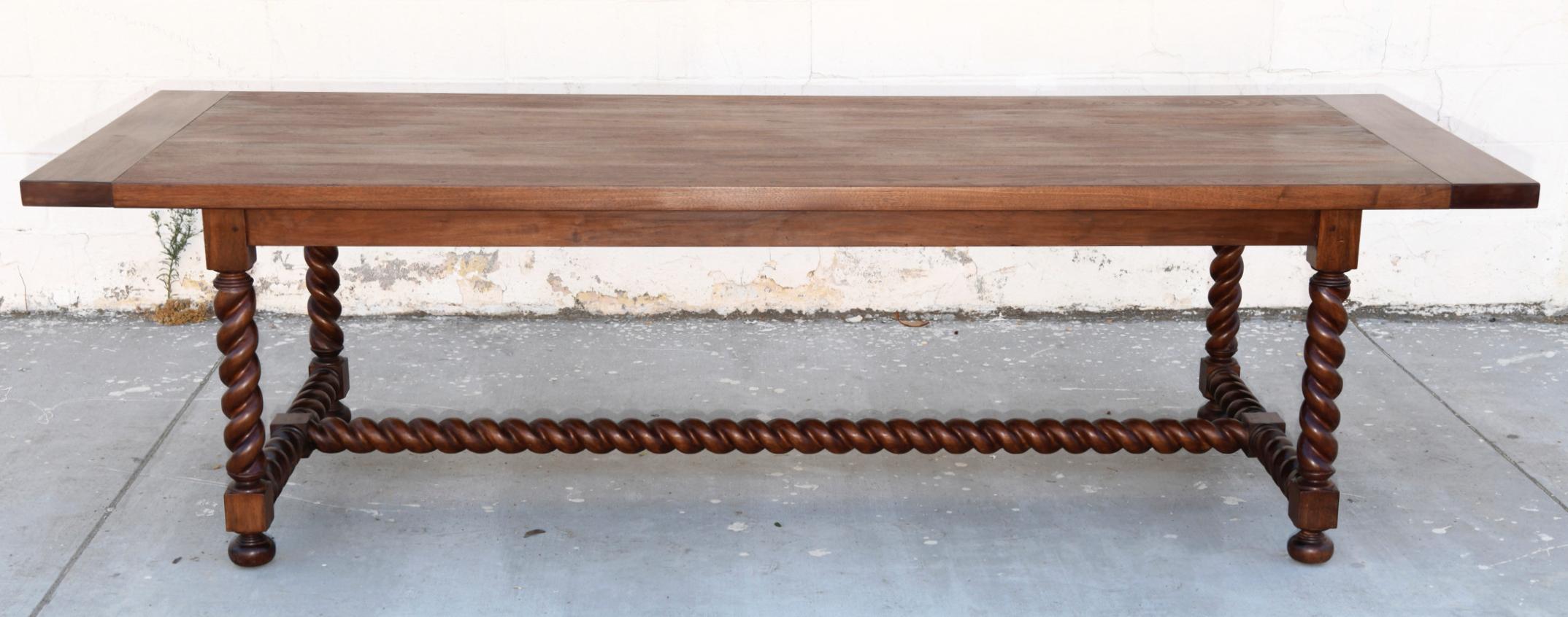 https://a.1stdibscdn.com/expandable-barley-twist-dining-table-made-from-walnut-for-sale-picture-3/f_8065/1569586649364/BTT2_3_master.jpg