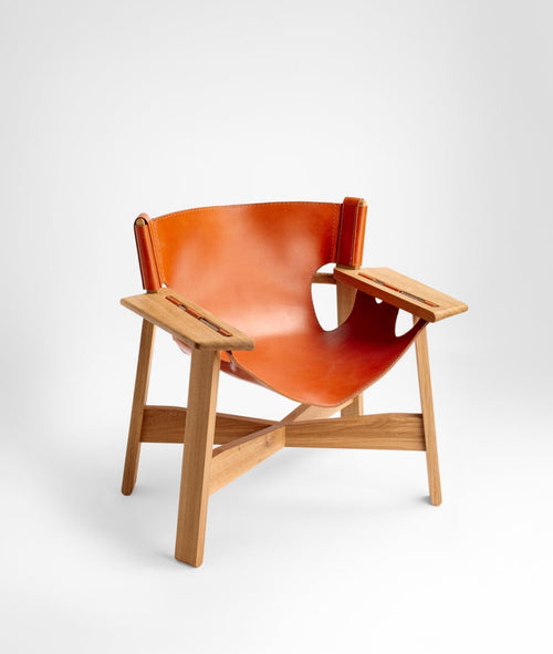 https://a.1stdibscdn.com/more-burnished-wood-leather-armchair-seat-scandinavian-for-sale-picture-2/f_106502/f_469970821775658501574/BUTACA_MORE_ROBLE_03_master.jpg?width=768