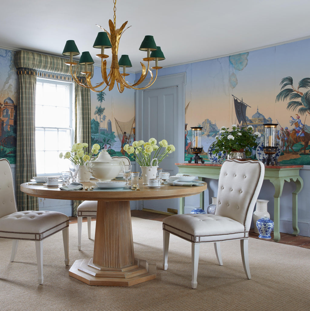 https://a.1stdibscdn.com/cerused-oak-pedestal-dining-table-haven-by-bunny-williams-home-for-sale-picture-7/f_83572/f_350574121765218466617/BWH_SPRING_19_244_Edit_master.jpg