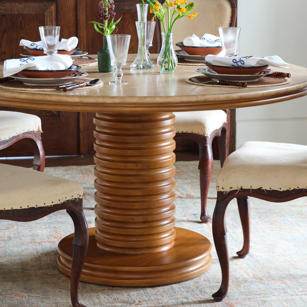 https://a.1stdibscdn.com/tucker-round-dining-table-by-bunny-williams-home-for-sale-picture-6/f_83572/f_483277621768422264817/BWH_SPRING_25_095_master.jpg