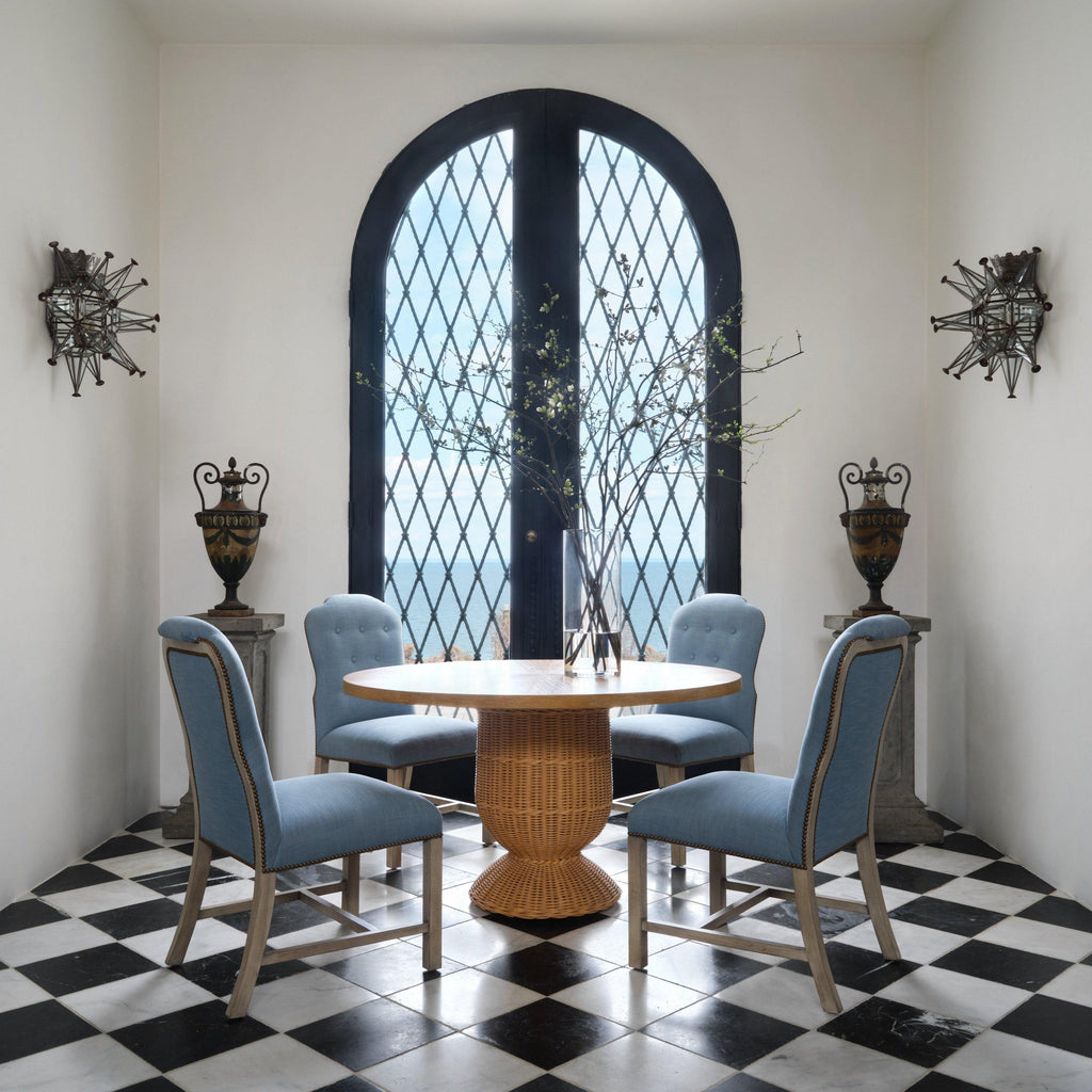 https://a.1stdibscdn.com/bunny-williams-home-braided-urn-dining-table-for-sale-picture-6/f_83572/f_463600821755803348489/BWH_SPRING_25_159_1_master.jpg