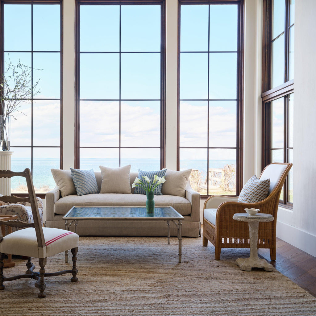 https://a.1stdibscdn.com/bunny-williams-home-charleston-armchair-for-sale-picture-8/f_83572/f_465180421757351121947/BWH_SPRING_25_170_HDR_642d5e16_f46a_4aff_97bd_ee4971a04489_master.jpg