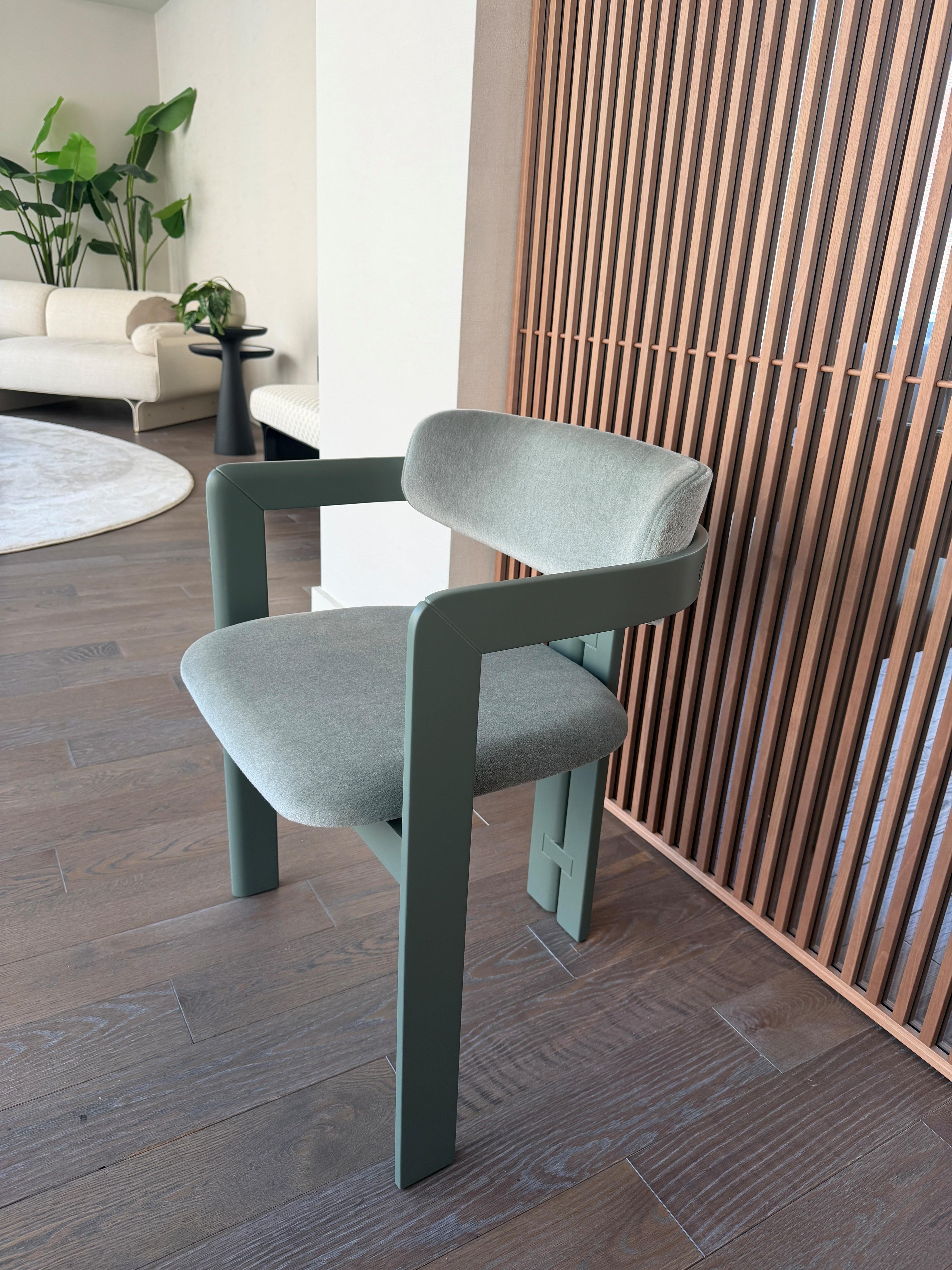 https://a.1stdibscdn.com/gallottiradice-0414-armchair-for-sale-picture-3/f_27783/f_485883121776188050464/B_master.jpg