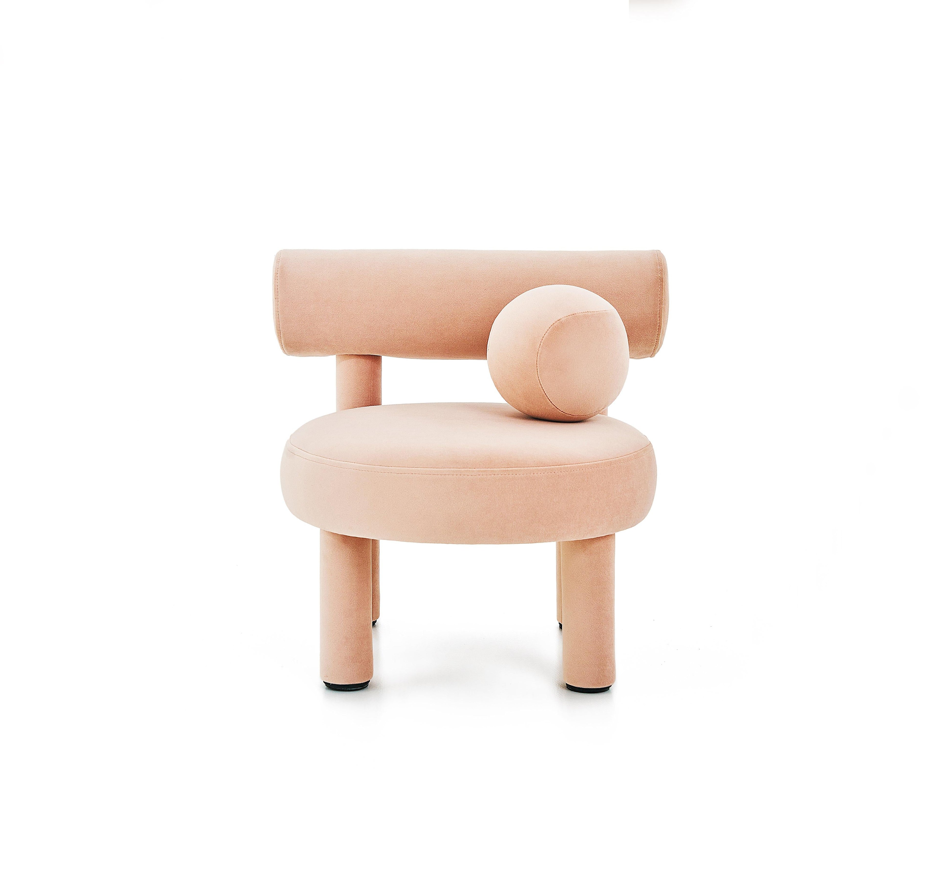 https://a.1stdibscdn.com/modern-baby-gropius-low-chair-cs1-for-kids-by-noom-for-sale-picture-2/f_42321/f_308112921665525766311/Baby_Gropius_4_sq_master.jpg