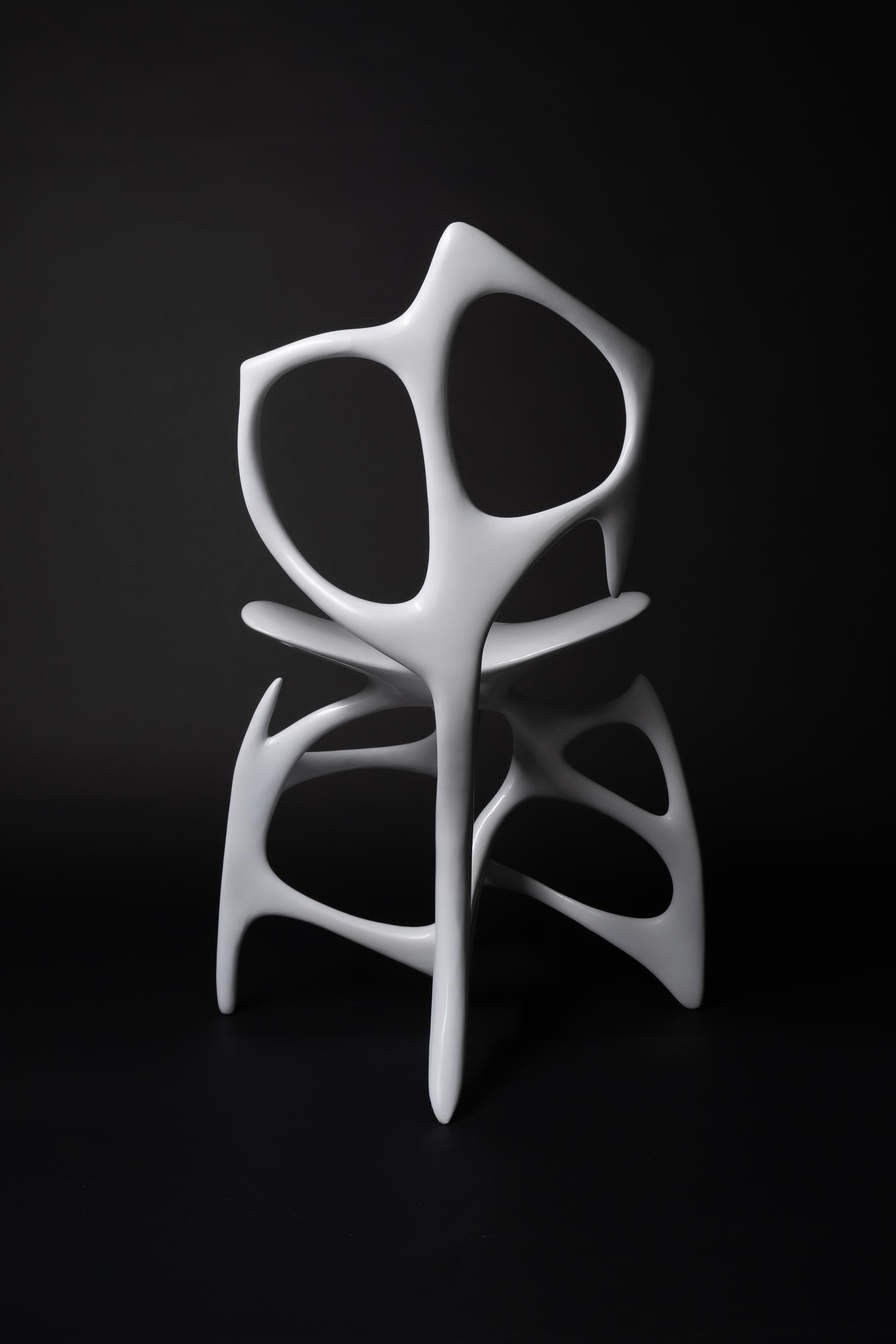 https://a.1stdibscdn.com/shining-red-ai-standard-gu-chair-by-duen-studio-for-sale-picture-5/f_12192/f_472456021761655141298/Back_1__master.jpg