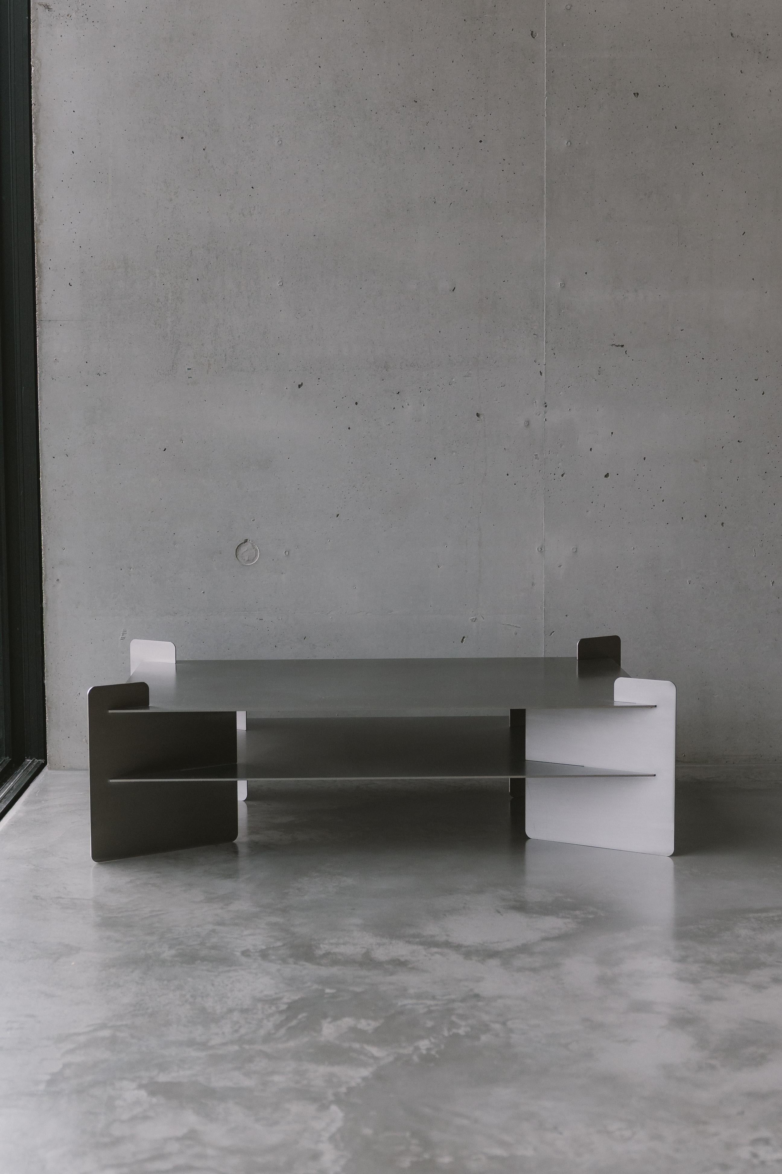 https://a.1stdibscdn.com/bali-stainless-steel-coffee-table-by-zincutec-for-sale-picture-5/f_12192/f_486226321770058832269/Bali_Coffee_Table_front_master.jpg