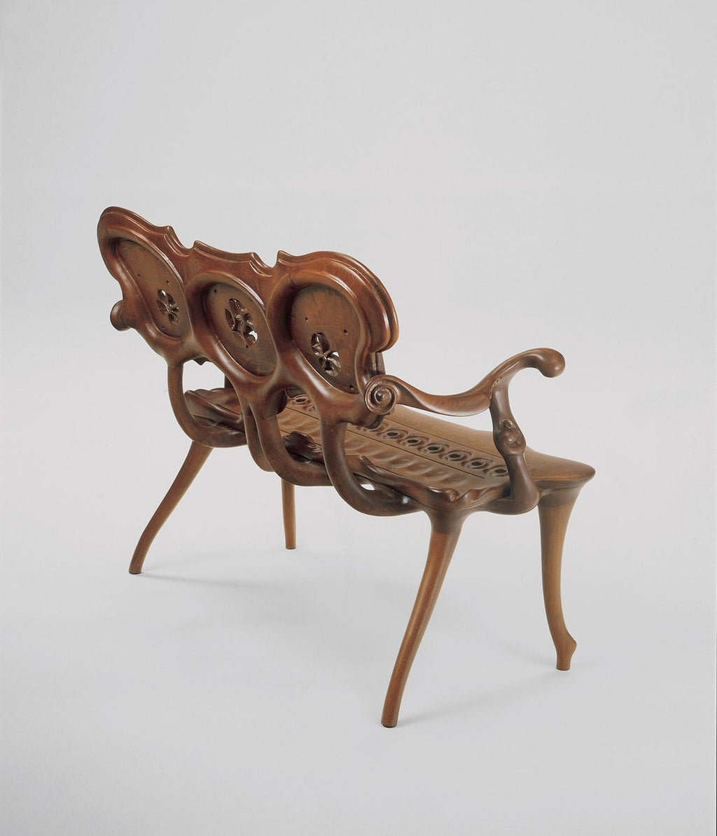 https://a.1stdibscdn.com/calvet-bench-by-antonio-gaudi-modernist-spanish-for-sale-picture-3/f_30483/f_472893021761838535532/Banco_Calvet_master.jpg