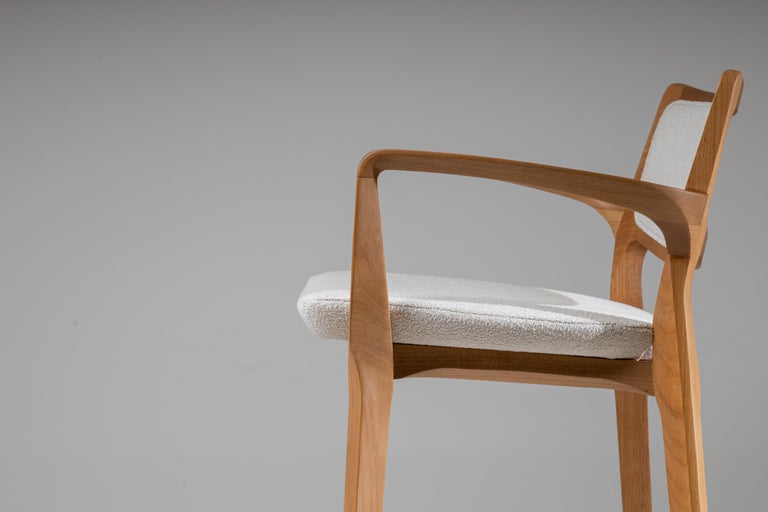 https://a.1stdibscdn.com/post-modern-stool-in-solid-wood-uphostery-back-and-seat-counter-or-bar-hight-for-sale-picture-10/f_35593/f_335521321680120738218/Banqueta_Aurora_tape_ada_Mel_claro_Tec_812_11__master.jpg?width=768