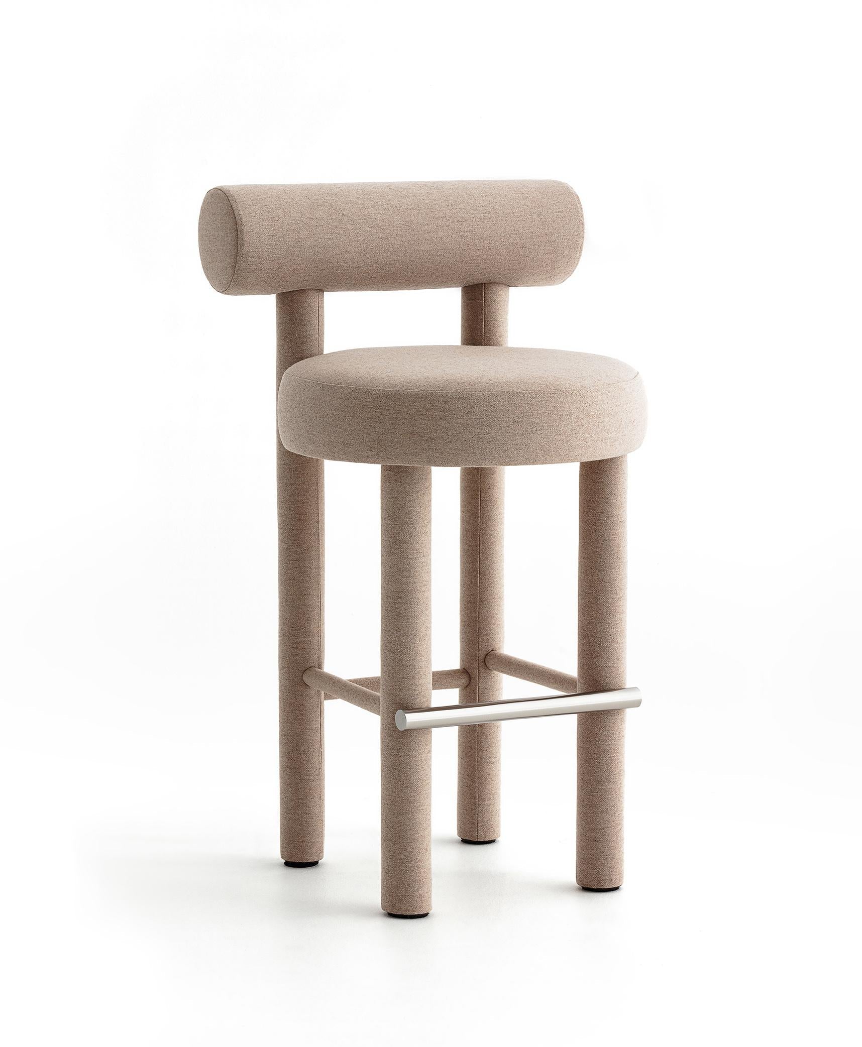 https://a.1stdibscdn.com/modern-bar-chair-gropius-cs1-fully-upholstered-in-fabric-by-noom-for-sale-picture-2/f_42321/f_295575921657730458058/Bar_Chair_Gropius_CS1_2__master.jpg