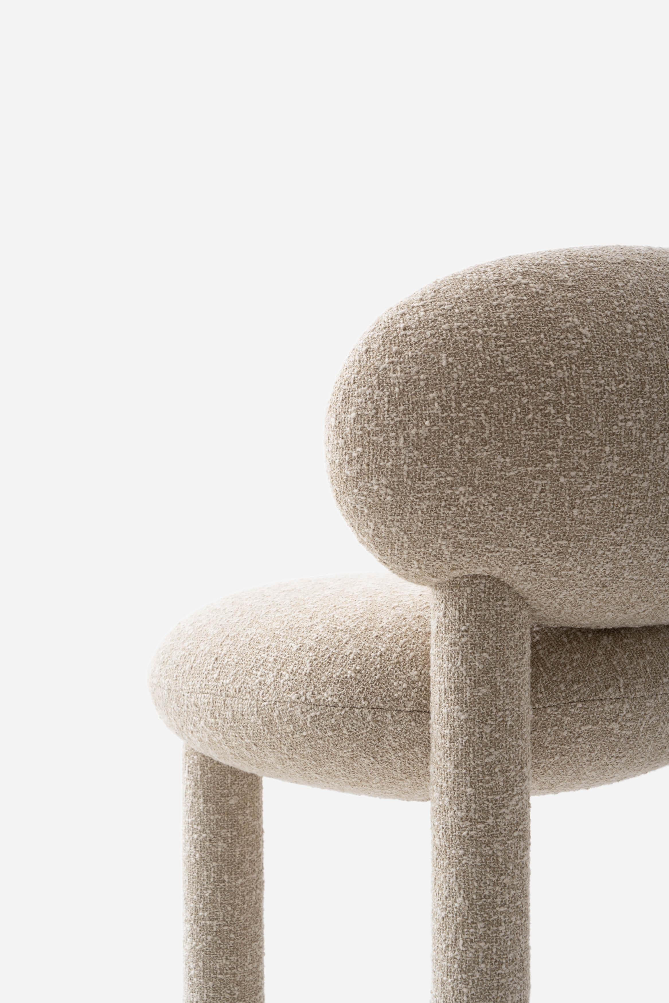 https://a.1stdibscdn.com/modern-bar-chair-flock-cs1-75cm-fully-upholstered-in-baloo-boucle-by-noom-for-sale-picture-14/f_42321/f_432653521737474353054/Bar_and_Counter_Chairs_Flock_by_NOOM_13__master.jpg