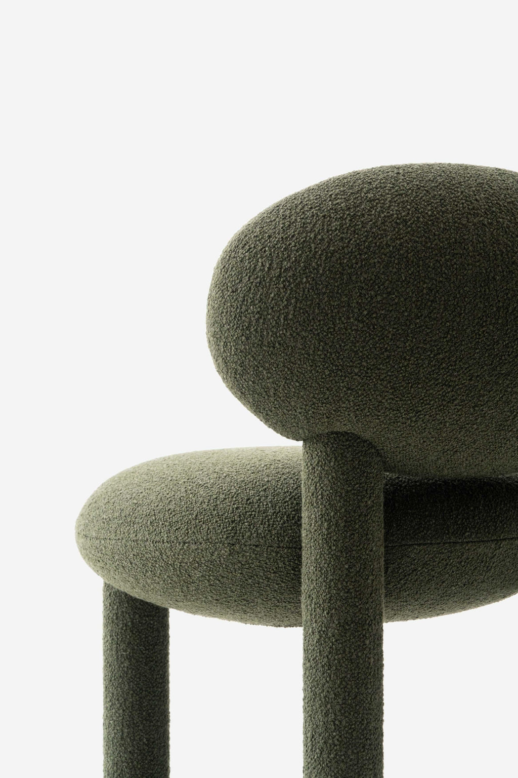 https://a.1stdibscdn.com/set-of-6-modern-counter-chairs-flock-cs1-65cm-in-polyester-baloo-boucle-by-noom-for-sale-picture-5/f_42321/f_455297621750368337180/Bar_and_Counter_Chairs_Flock_by_NOOM_20__master.jpg