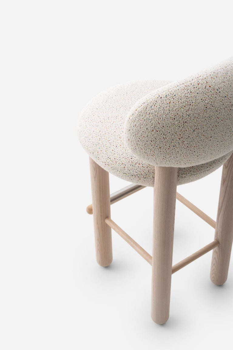 https://a.1stdibscdn.com/modern-bar-chair-flock-cs2-75-cm-with-wooden-legs-in-baloo-boucle-by-noom-for-sale-picture-15/f_42321/f_432654321737474584316/Bar_and_Counter_Chairs_Flock_by_NOOM_28__master.jpg?width=768