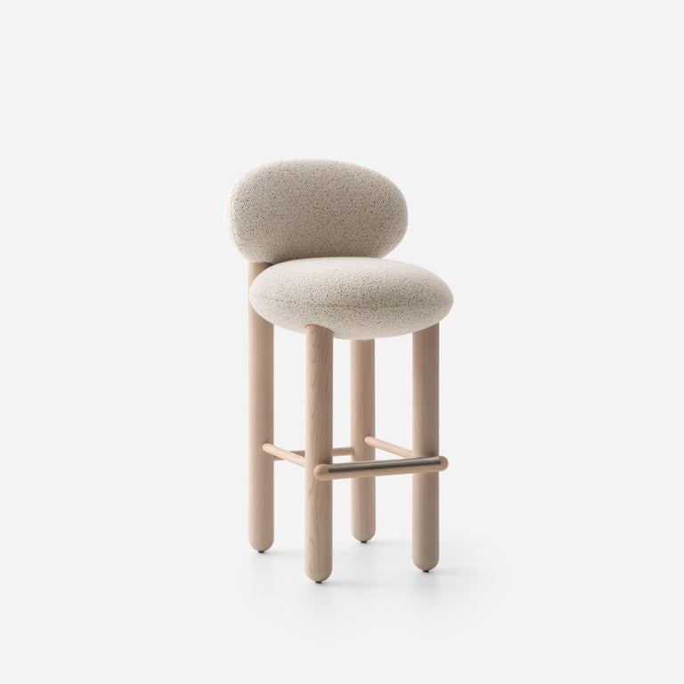 https://a.1stdibscdn.com/modern-bar-chair-flock-cs2-75-cm-with-wooden-legs-in-baloo-boucle-by-noom-for-sale-picture-8/f_42321/f_432654321737474579402/Bar_and_Counter_Chairs_Flock_by_NOOM_3__master.jpg?width=768