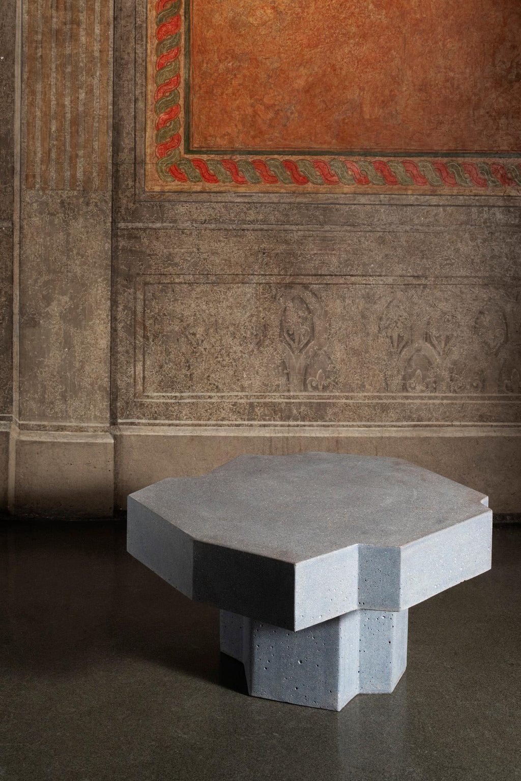 https://a.1stdibscdn.com/panarea-capsule-collection-basiluzzo-coffee-table-in-uhpc-cement-mortar-for-sale-picture-6/f_38941/f_468673321759234801400/Basiluzzo_design_Paolo_Cappello_x_FormaandCemento_ph_Serena_Eller_2__master.jpg