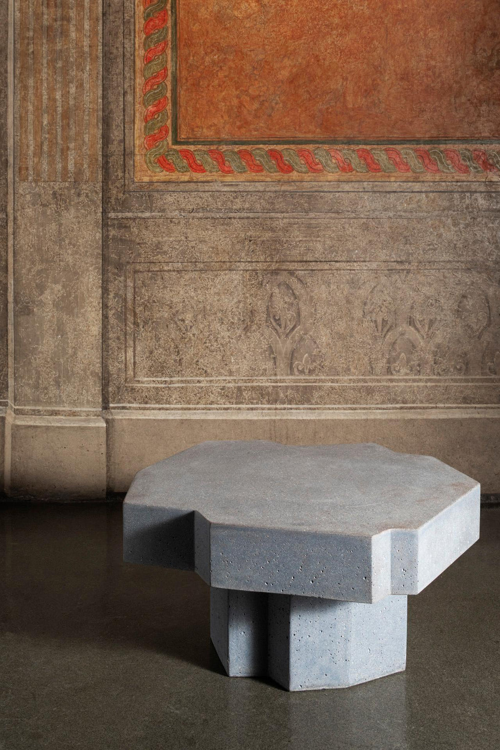 https://a.1stdibscdn.com/panarea-capsule-collection-basiluzzo-coffee-table-in-uhpc-cement-mortar-for-sale-picture-5/f_38941/f_468673321759234785332/Basiluzzo_design_Paolo_Cappello_x_FormaandCemento_ph_Serena_Eller_3__master.jpg