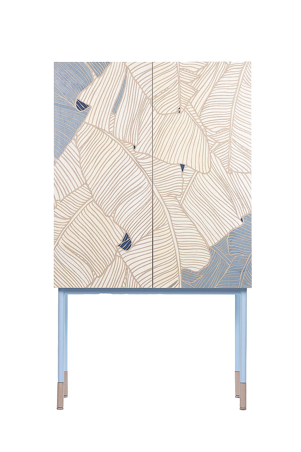https://a.1stdibscdn.com/21st-century-basjoo-inlaid-bar-cabinet-in-white-and-blue-maple-hebanon-italy-for-sale-picture-2/4262612/f_305970321664299523702/Basjoo_fronte_fondo_trasparente_master.jpg