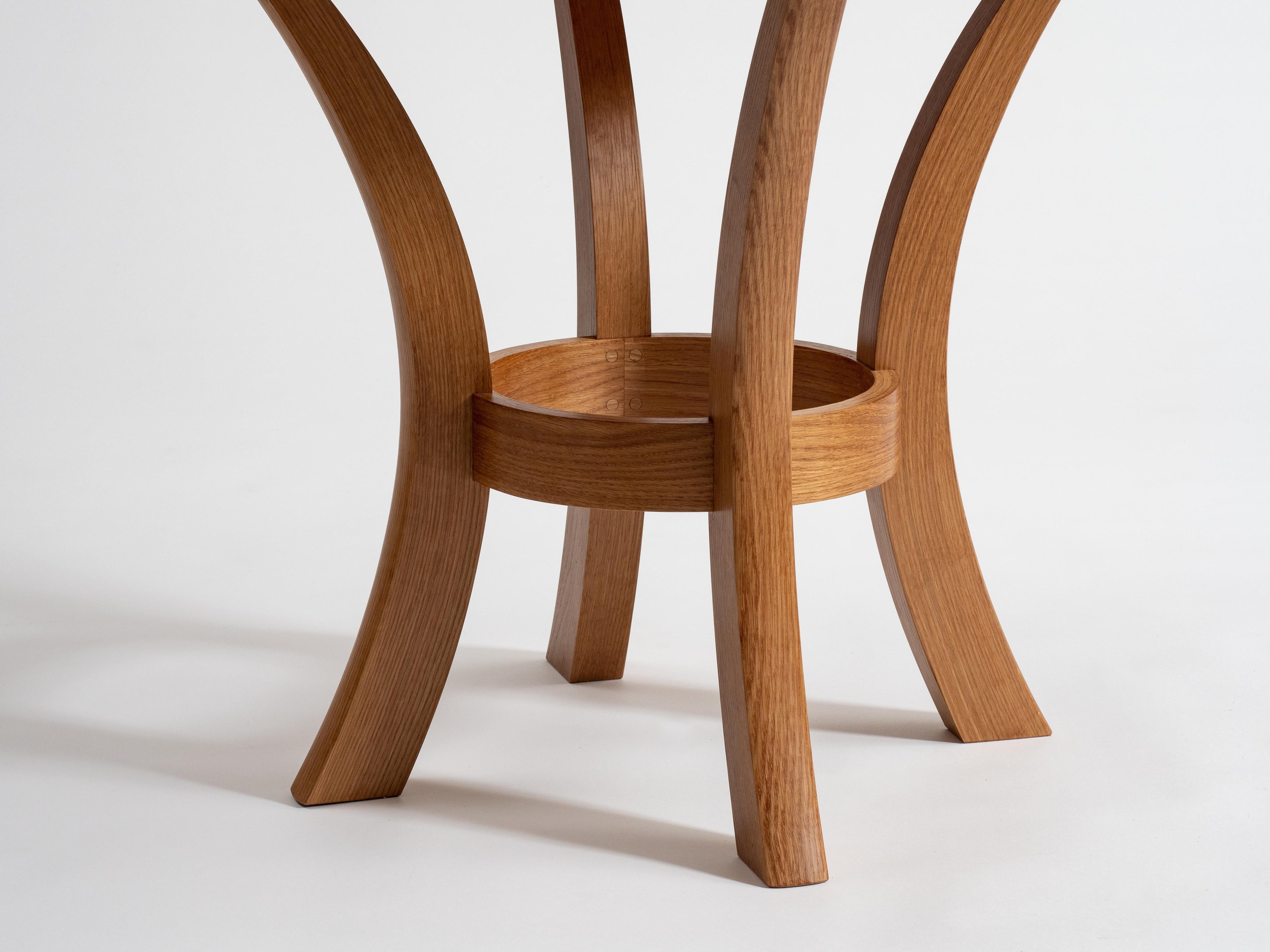 https://a.1stdibscdn.com/contemporary-round-dining-table-42-circle-white-oak-for-sale-picture-2/f_109082/f_493995821774625326844/Beacon_Table_foot_detail_master.jpg