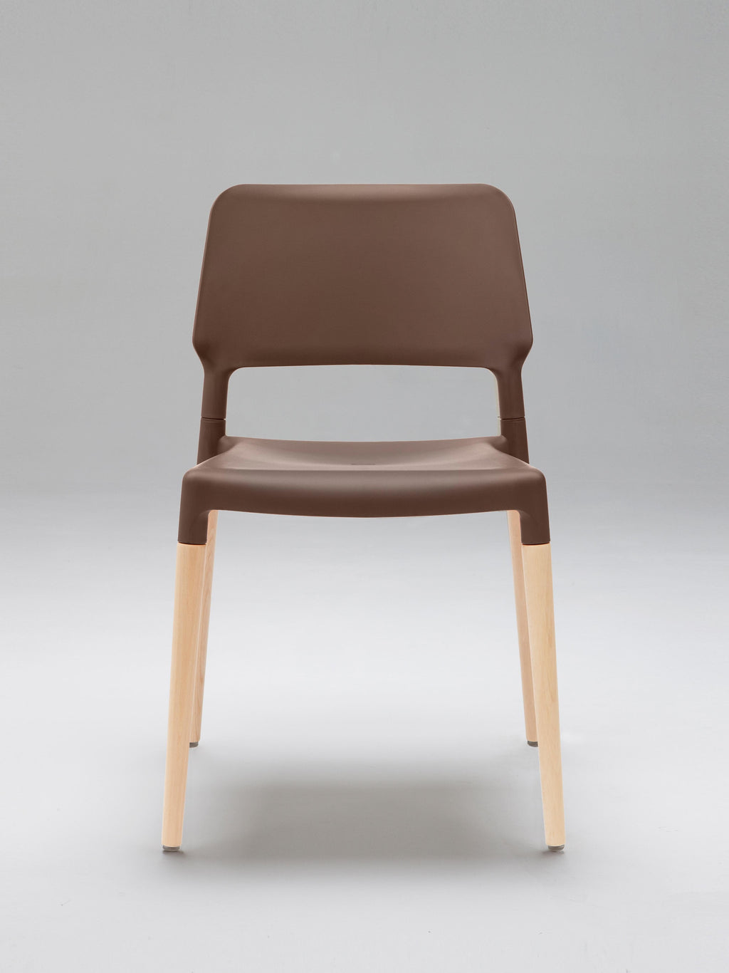 https://a.1stdibscdn.com/set-of-4-belloch-dining-chair-by-lagranja-design-for-sale-picture-2/f_12192/f_330994321677858583807/Belloch_maron_Carme_Masia_master.jpg
