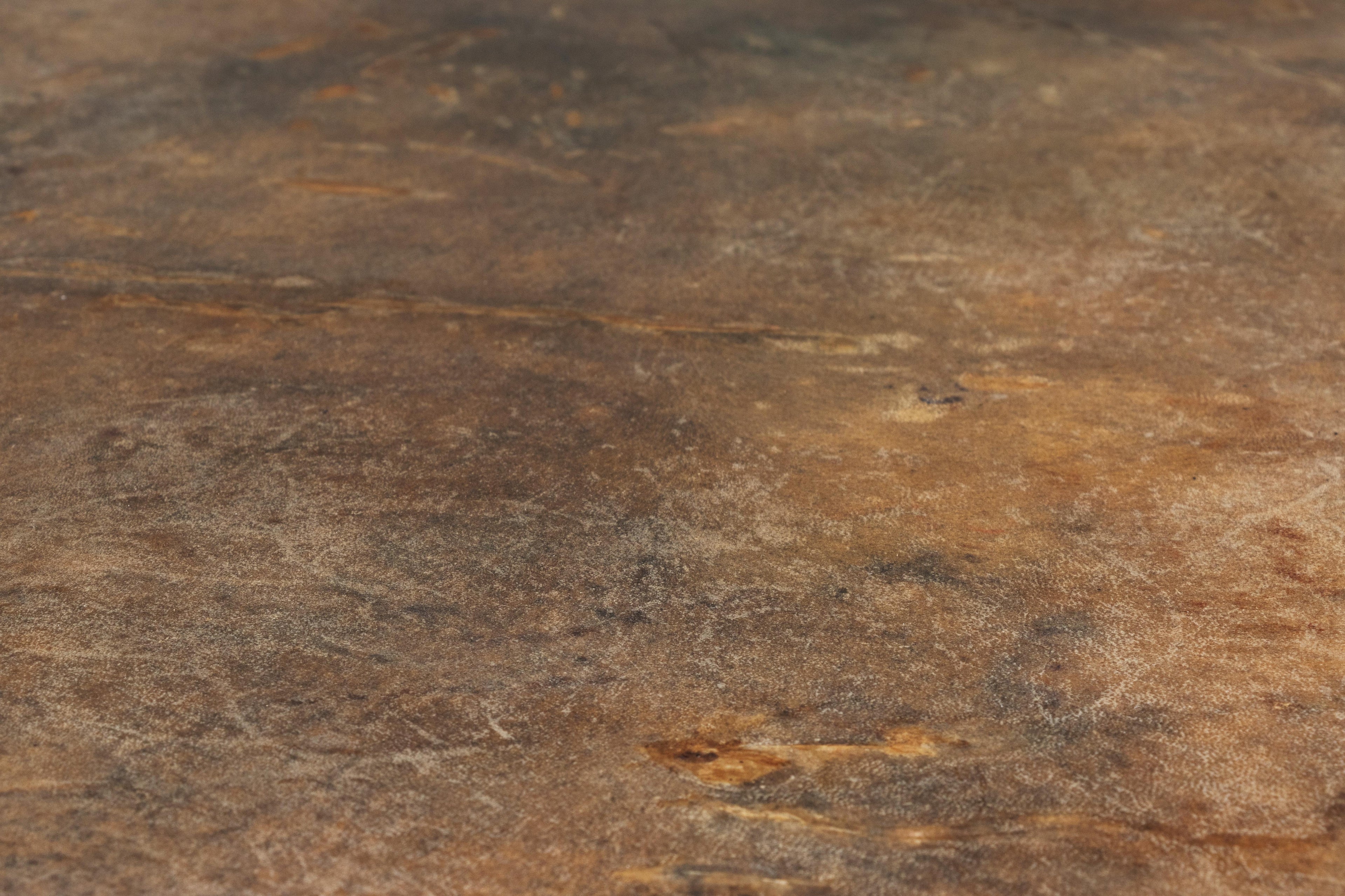 https://a.1stdibscdn.com/round-exotic-cast-bronze-pedestal-dining-table-by-costantini-benino-pergamino-for-sale-picture-6/f_25173/f_465198421756924029822/Benino_Feria_Table_by_Costantini_04_master.jpg