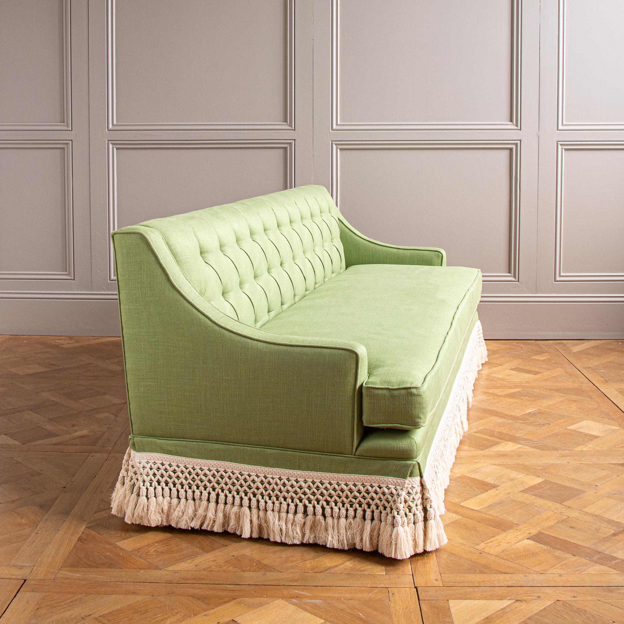 https://a.1stdibscdn.com/custom-sized-upholstered-hand-made-sofa-by-la-maison-london-for-sale-picture-4/f_23353/f_424561821732533310361/Bespoke_Sofas_Samar_021_master.jpg