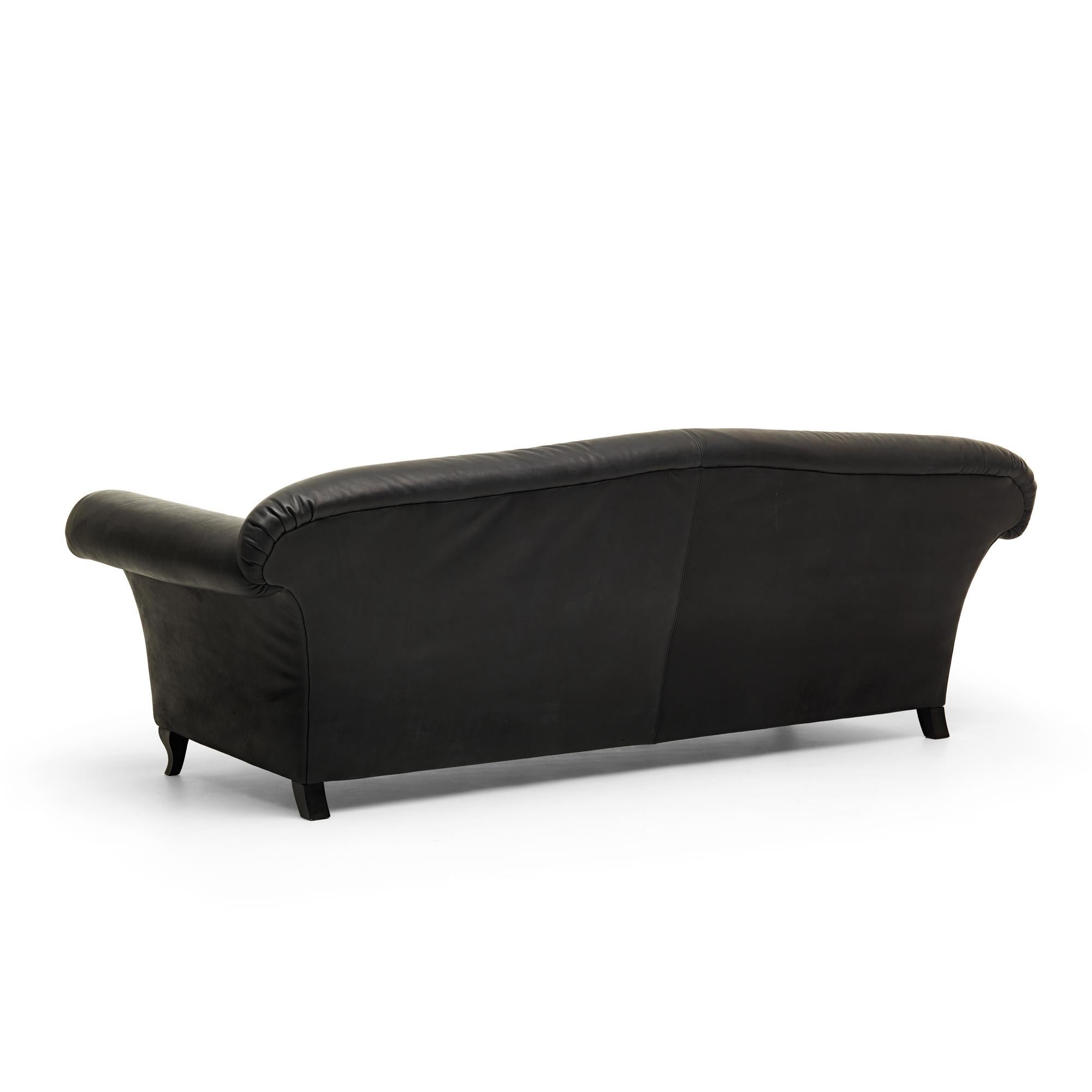 https://a.1stdibscdn.com/big-game-sofa-for-sale-picture-3/f_48381/1583937912555/Big_Game_3_master.jpg