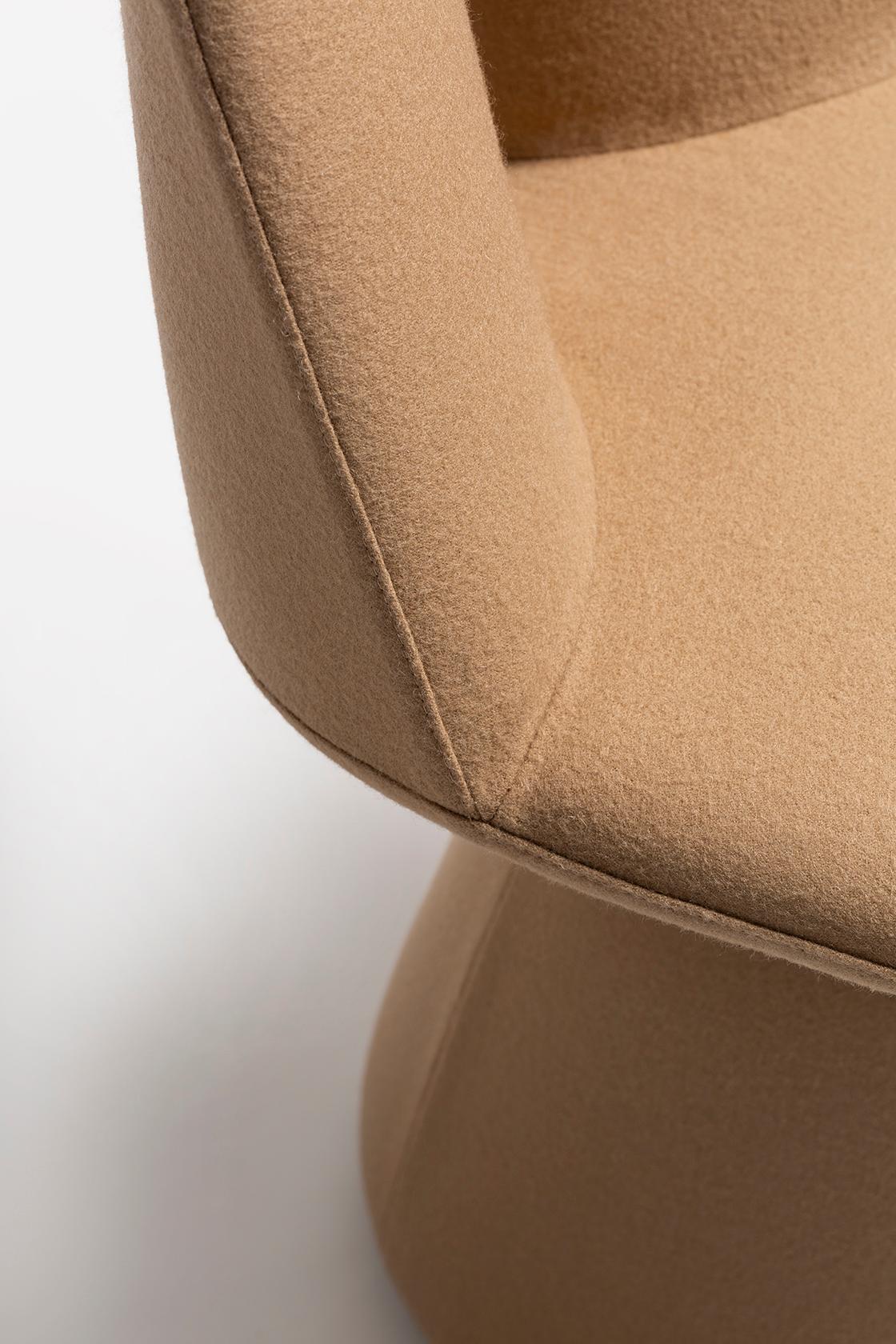https://a.1stdibscdn.com/bill-carpanese-home-italia-chair-for-sale-picture-2/f_58592/f_478343721764863742751/Bill_CarpaneseHome_Simone_Bonnani_062_master.jpg