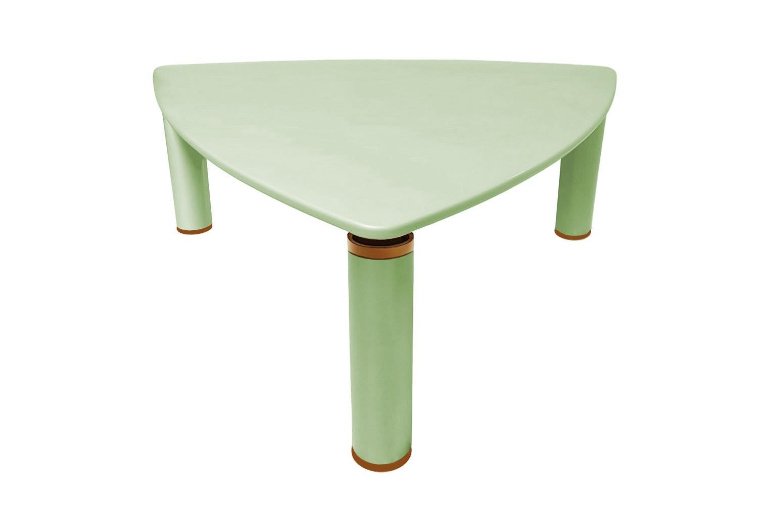 https://a.1stdibscdn.com/playful-memphis-style-aquamarine-lacquered-dining-table-bizarra-for-sale-picture-2/f_105132/f_459827921753268846954/Bizarra_Aquamarine4_2_master.jpg