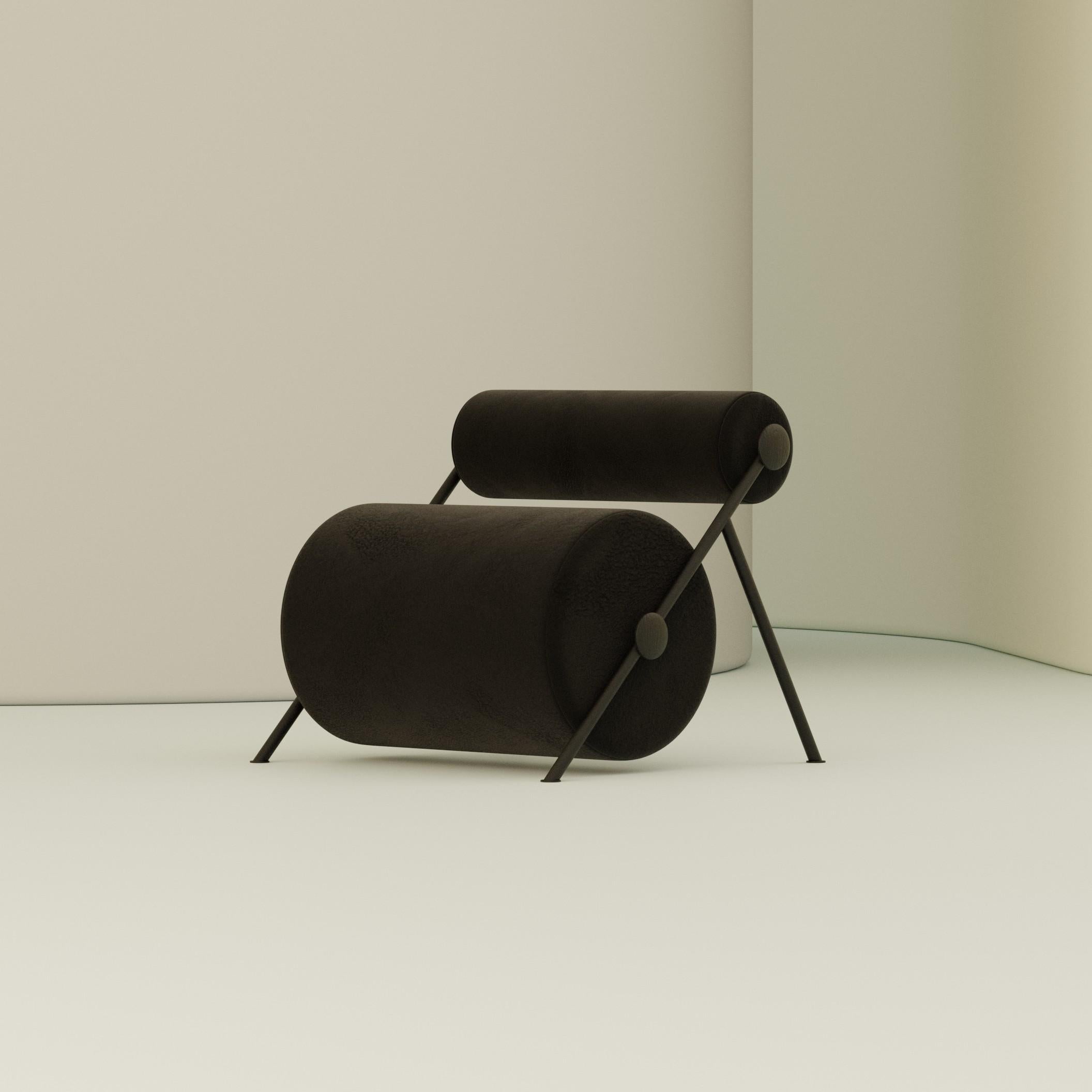 https://a.1stdibscdn.com/fur-armchair-in-brazilian-contemporary-style-for-sale-picture-13/f_31871/f_91015511726842411842/BlackSheep_5_master.jpg