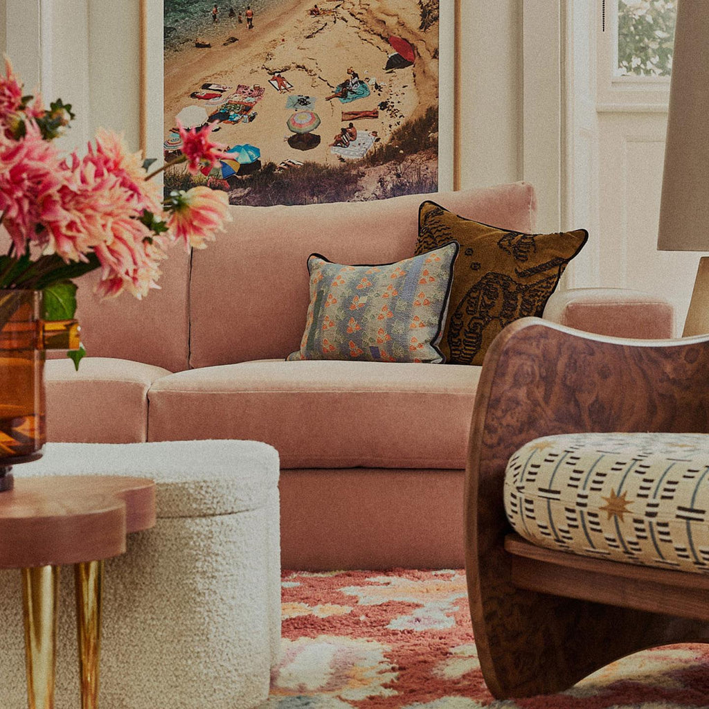 https://a.1stdibscdn.com/the-block-sofa-by-sister-by-studio-ashby-for-sale-picture-6/f_87162/f_468960421759417966716/Block_Sofa_Detail_master.jpg