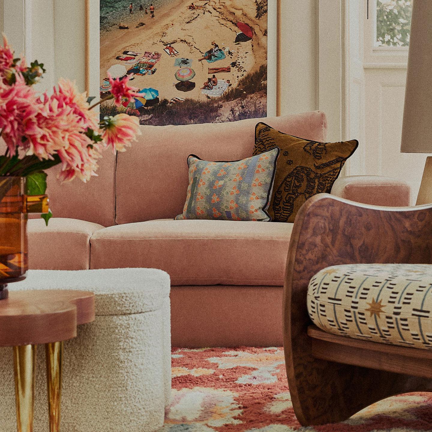https://a.1stdibscdn.com/the-block-sofa-by-sister-by-studio-ashby-for-sale-picture-6/f_87162/f_468960421759417966716/Block_Sofa_Detail_master.jpg