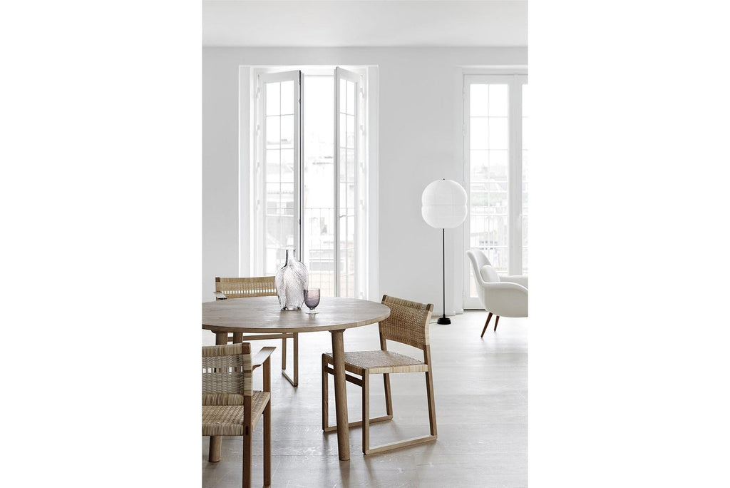 https://a.1stdibscdn.com/bm-62-brge-mogensen-62-armchair-for-sale-picture-8/f_13532/f_232957121617882689292/Bm_62_B_rge_Mogensen_62_Armchair_8_master.jpg