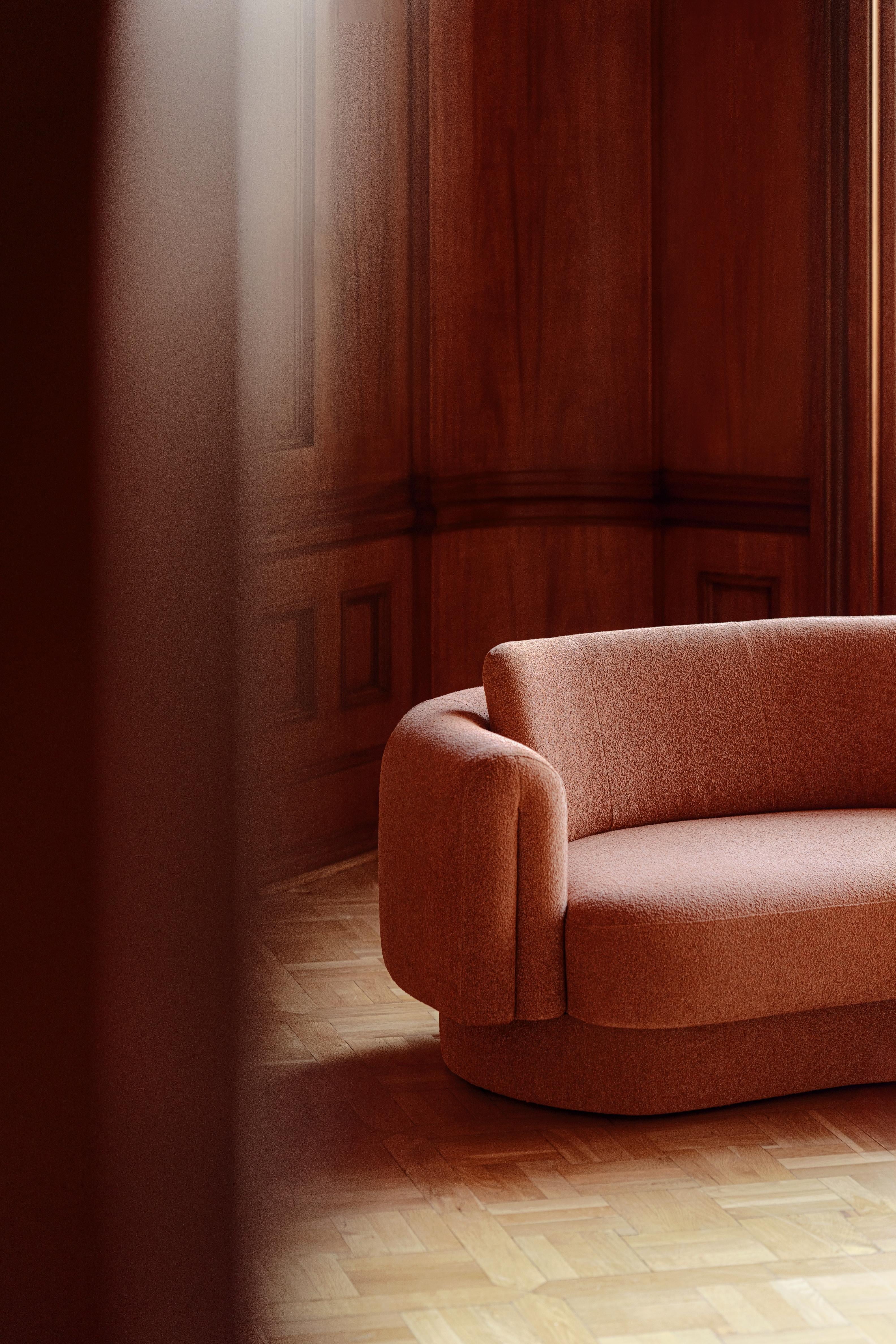 https://a.1stdibscdn.com/bizzarto-bofii-sofa-with-upholstered-base-for-sale-picture-2/f_104642/f_453374221749198899073/Bofii_8__master.jpg