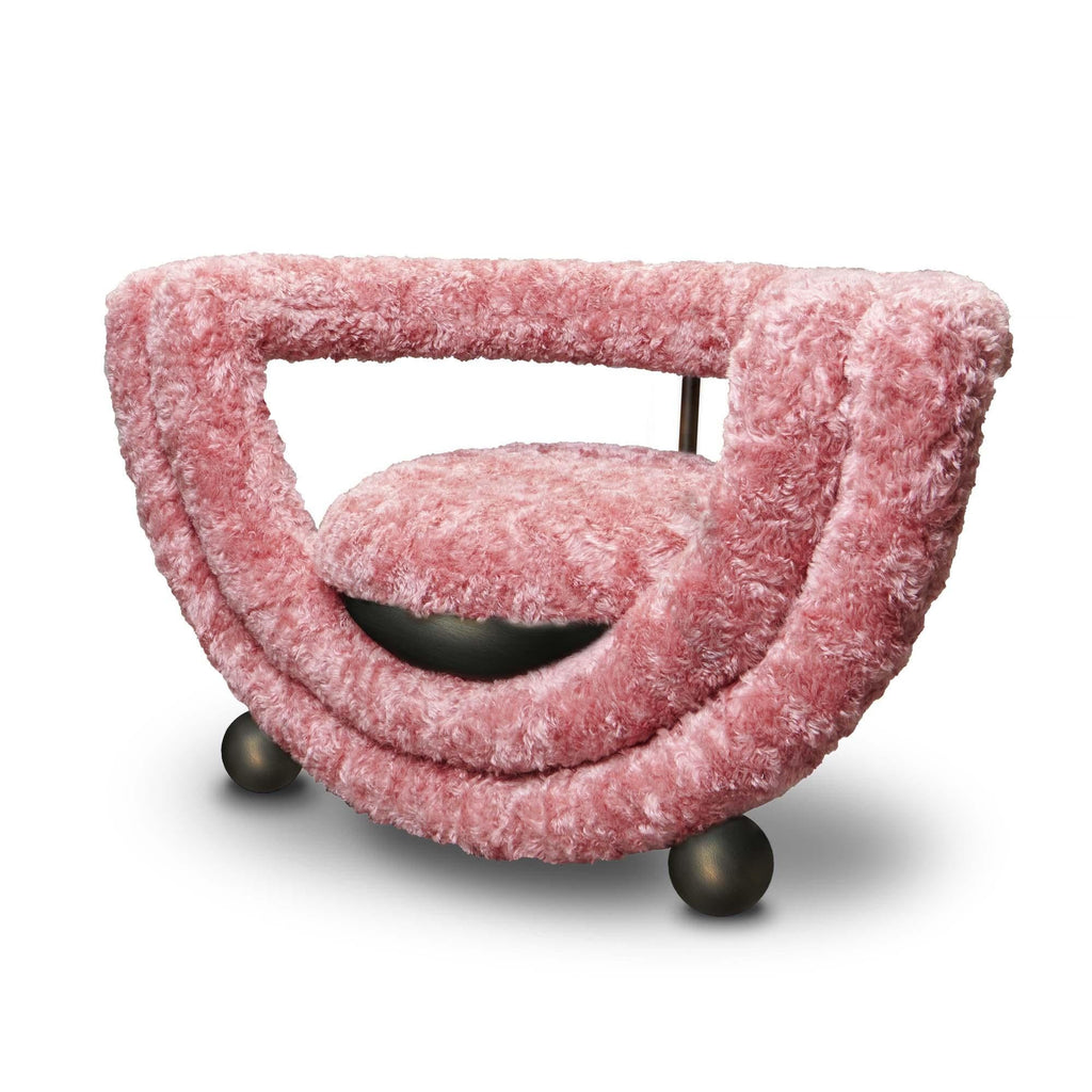 https://a.1stdibscdn.com/kissing-armchair-by-lara-bohinc-in-bronze-metal-and-furry-rose-fabric-in-stock-for-sale-picture-2/f_19173/f_254440021681991658620/Bohinc_Studio_Kissing_Armchair_Argo2_Pink_Quarter_master.jpg