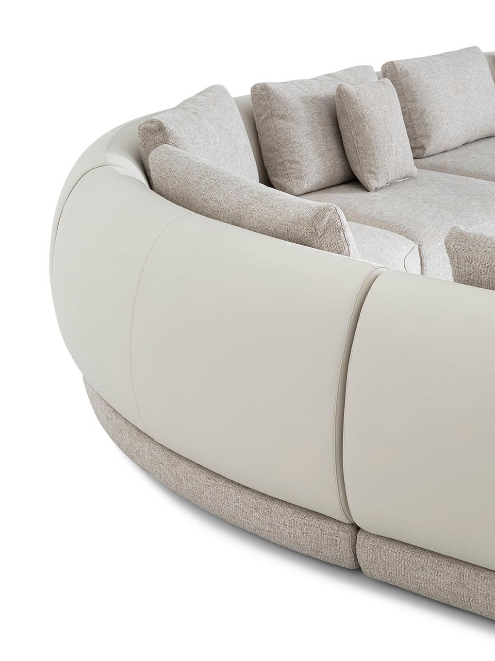 https://a.1stdibscdn.com/modern-modular-sofa-frame-made-wood-back-frame-leather-seat-fabrics-customisable-for-sale-picture-3/f_46622/f_298700121659702920013/Botero_Modular_Sofa_Compo_01_DET2x_R_master.jpg