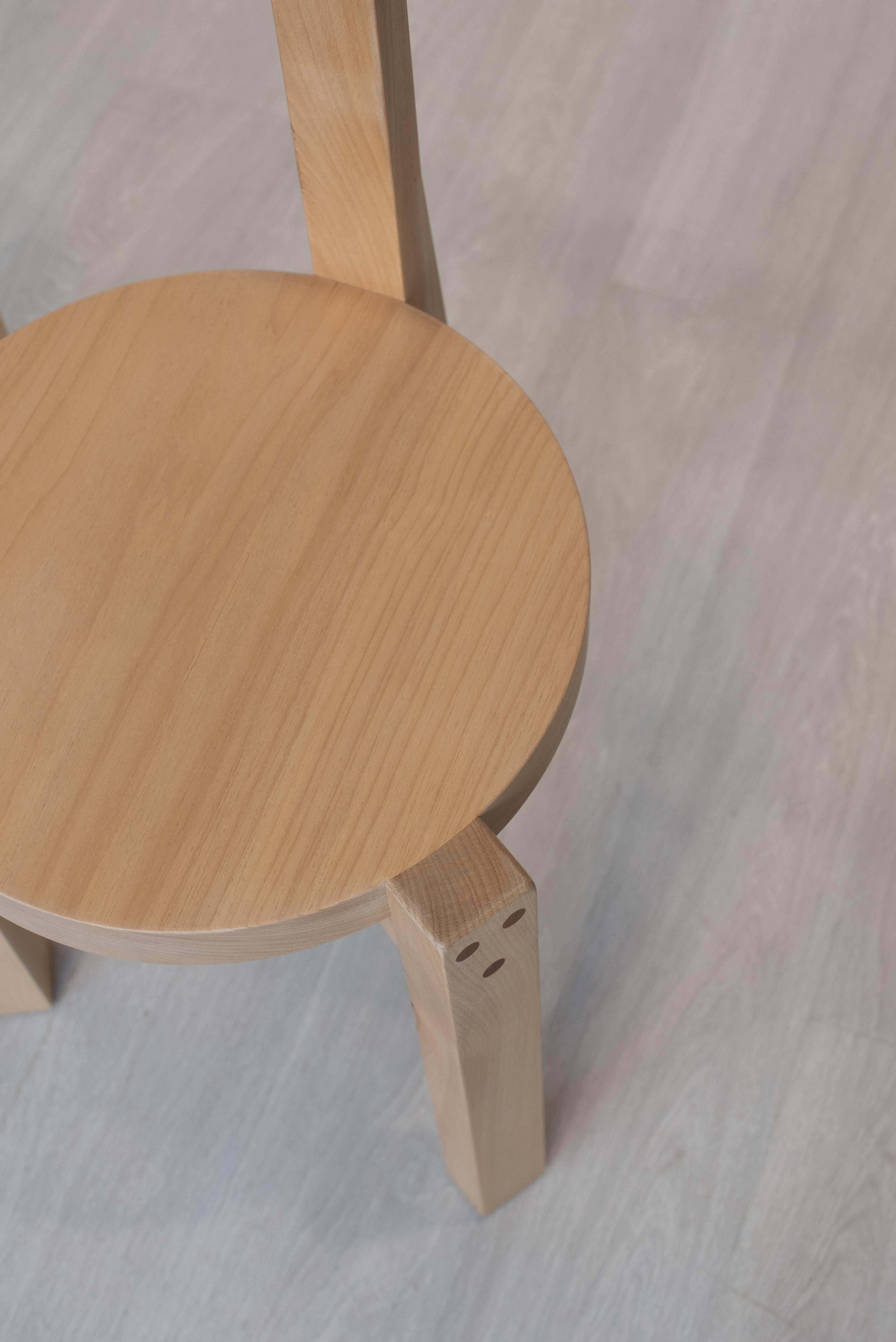 https://a.1stdibscdn.com/lina-bo-bardi-marcelo-ferraz-marcelo-suzuki-girafa-chair-edition-2022-for-sale-picture-4/f_64082/f_482196321767778727685/BrazilModernist264_master.jpg
