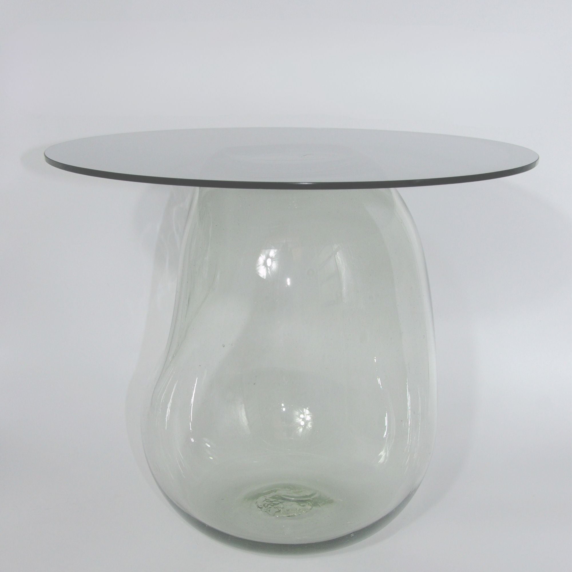 https://a.1stdibscdn.com/archivesE/upload/f_69682/f_483252721768414410890/Bubble_Glass_Side_Table2_org.jpg
