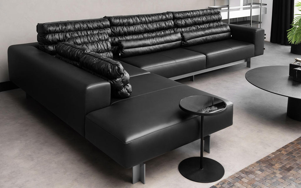 https://a.1stdibscdn.com/buredo-corner-modern-sofa-in-faux-black-leather-with-metal-legs-for-sale-picture-2/f_62262/f_474153621762461570658/Buredo_L_Kanepe_basic_self_yan_sehpa_DSN02622_20251031_master.jpg