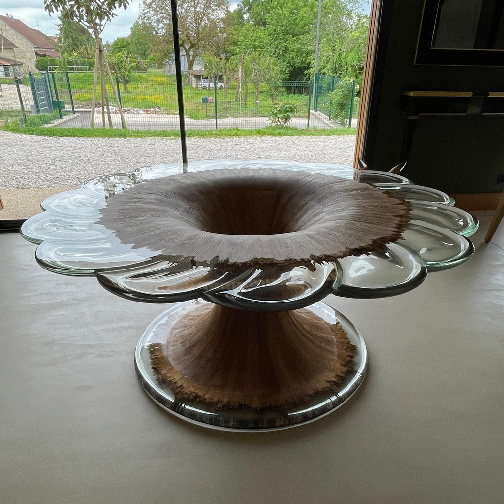 https://a.1stdibscdn.com/vibration-bois-dechire-sculptural-dining-table-by-meubles-thouret-for-sale-picture-2/f_12192/f_489956821772133947269/C9B0ACFF_9EFA_4D2E_84E1_5DE59E552906_master.jpeg