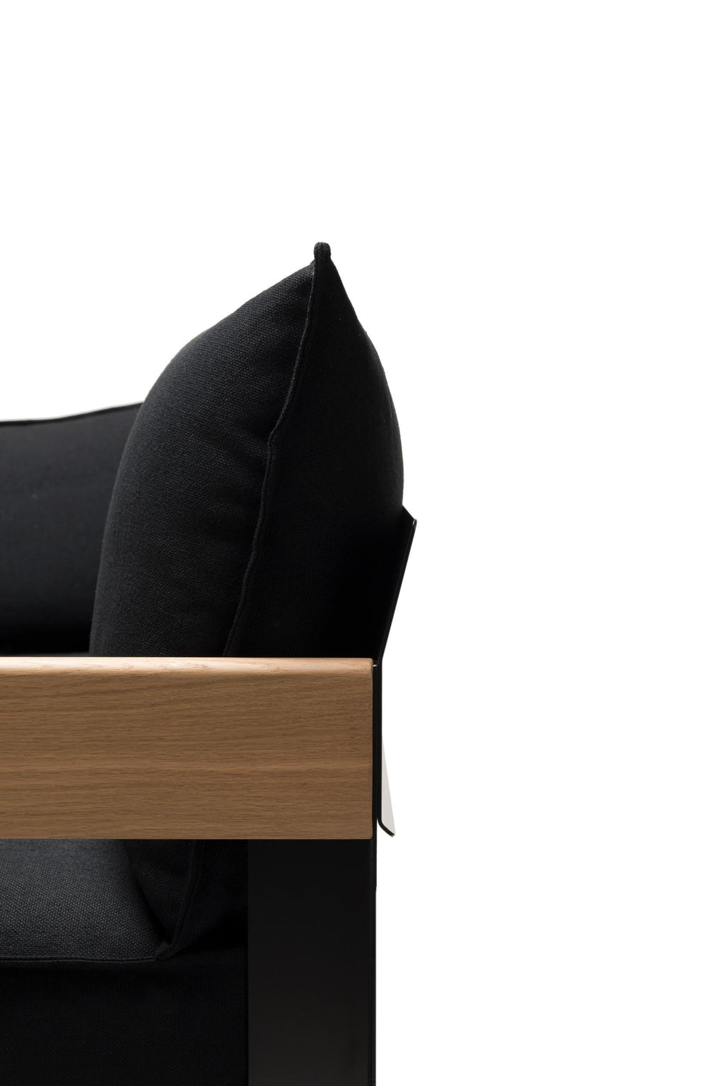 https://a.1stdibscdn.com/ronan-erwan-bouroullec-cassette-sofa-in-black-for-established-sons-for-sale-picture-3/12330573/f_155201611563426302193/CASSETTE_L1650_maya_R_and_E_Bouroullec_2018_EstablishedandSons_PeterGuenzel_White_Background_Detail_01_master.jpg