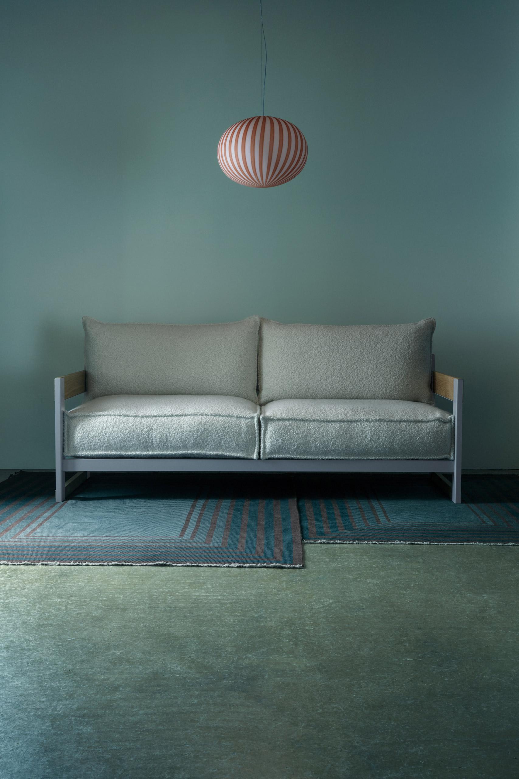 https://a.1stdibscdn.com/ronan-erwan-bouroullec-cassette-sofa-in-white-for-established-sons-for-sale-picture-8/12330573/f_155201511563426184023/CASSETTE_R_and_E_Bouroullec_01_2018_EstablishedandSons_PeerLindgreen_All_Rights_Reserved_72dpi_master.jpg