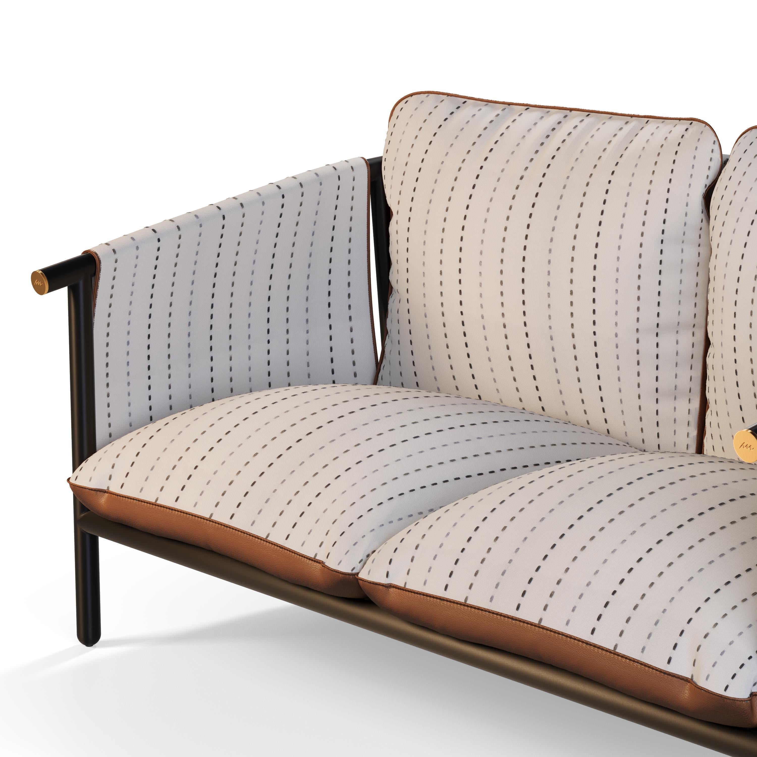 https://a.1stdibscdn.com/outdoor-sofa-with-leather-details-for-sale-picture-6/f_56702/f_417122021727781266205/CELINE_2L_SOFA_DETAIL_01_master.jpg