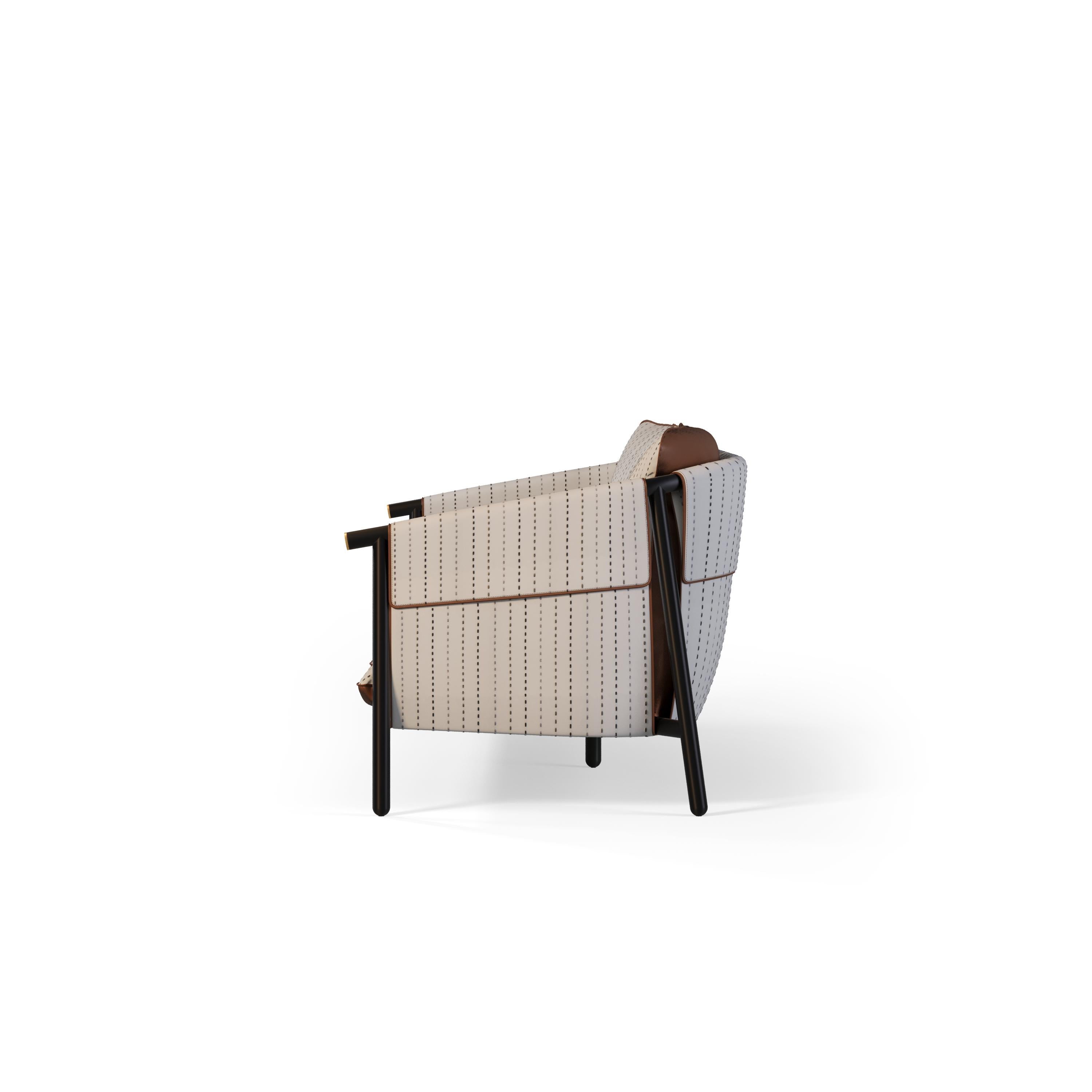 https://a.1stdibscdn.com/three-seat-outdoor-sofa-with-leather-details-for-sale-picture-3/f_56702/f_417126721727784096669/CELINE_3L_SOFA_0002_master.jpg