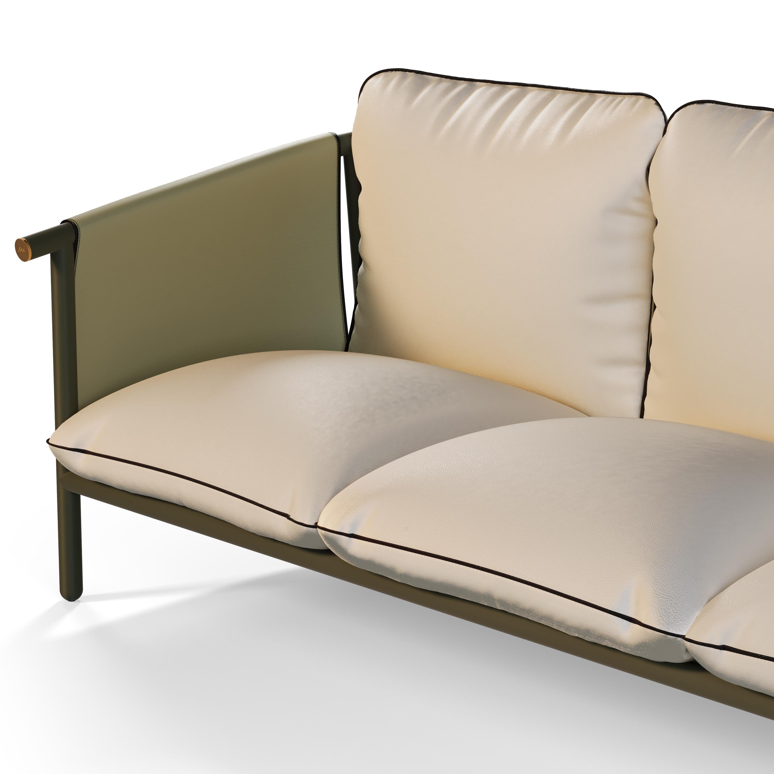 https://a.1stdibscdn.com/green-leather-three-seat-outdoor-sofa-for-sale-picture-6/f_56702/f_417127721727784268807/CELINE_3L_SOFA_DETAIL_01_master.jpg